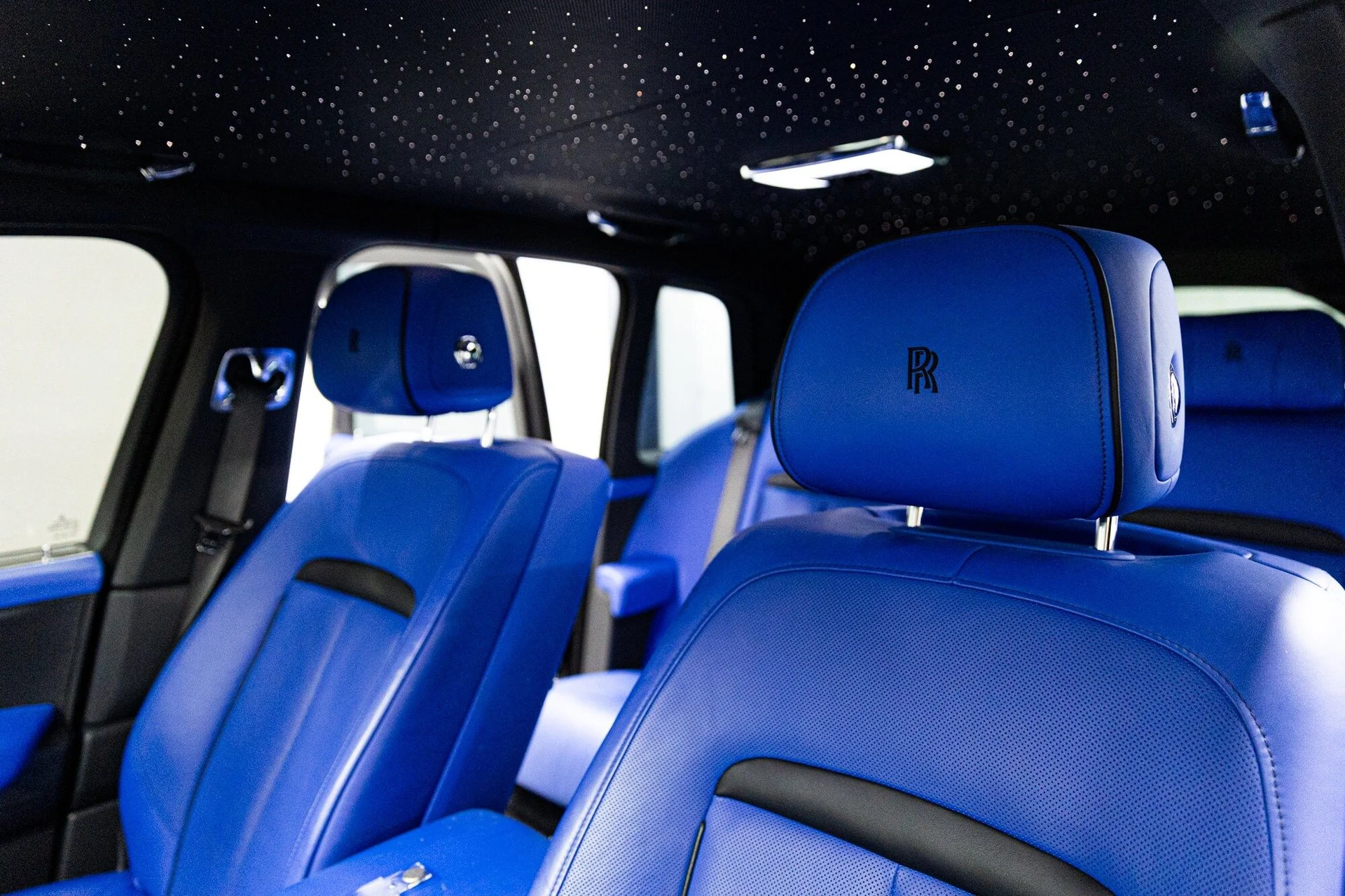 mph023_4282525025_db64a4576492264272c201697ebc2cffx_ac75ccfada