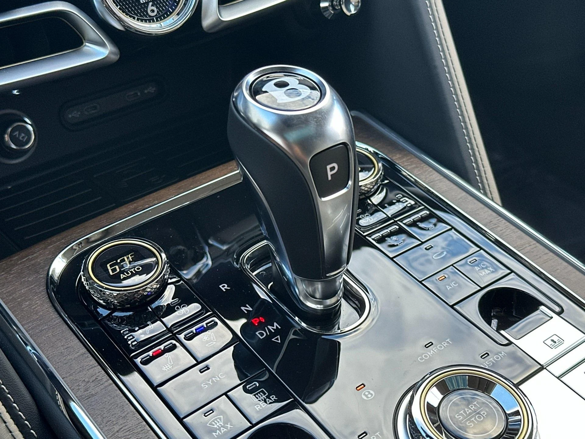 mph023_4284618092_New_2026_Bentley_Flying_Spur_1760604629_e84215c754