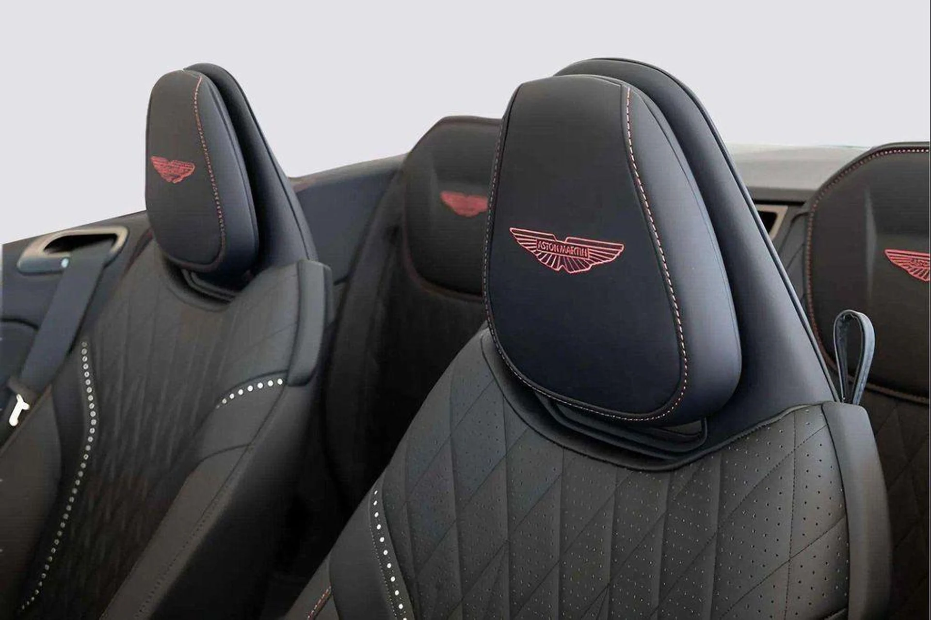 mph023_4285528360_7_Jp8ojx_W_Ie27s_Op2k6re_Nalm_P5k_741c96f4ee