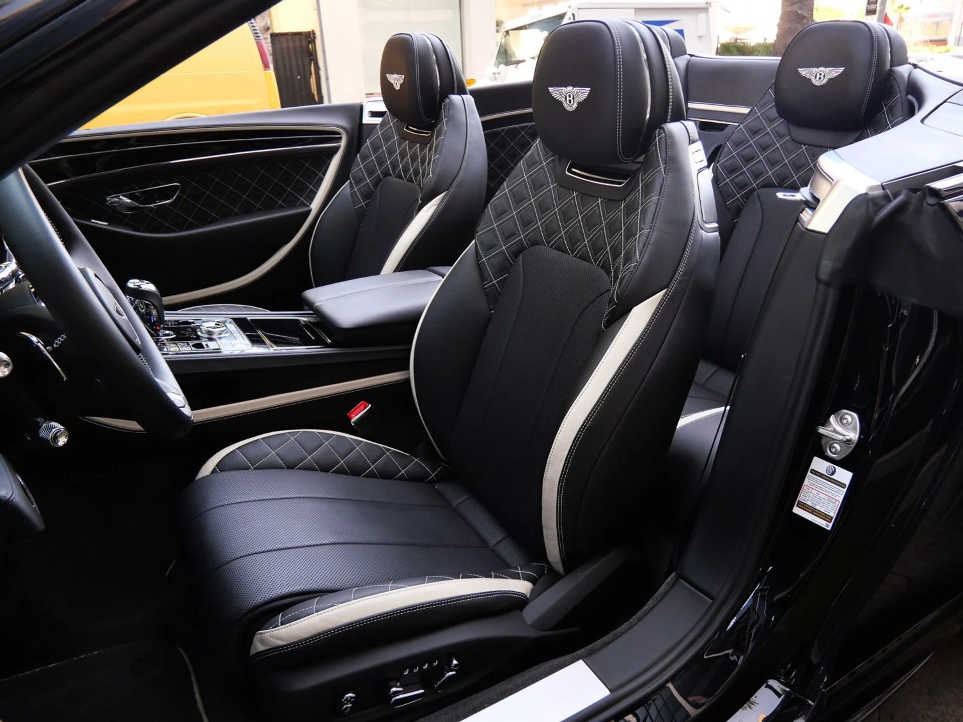 mph023_4287712577_8c23d956a73e820ea42b4834a79d551fx_cc79c1d004