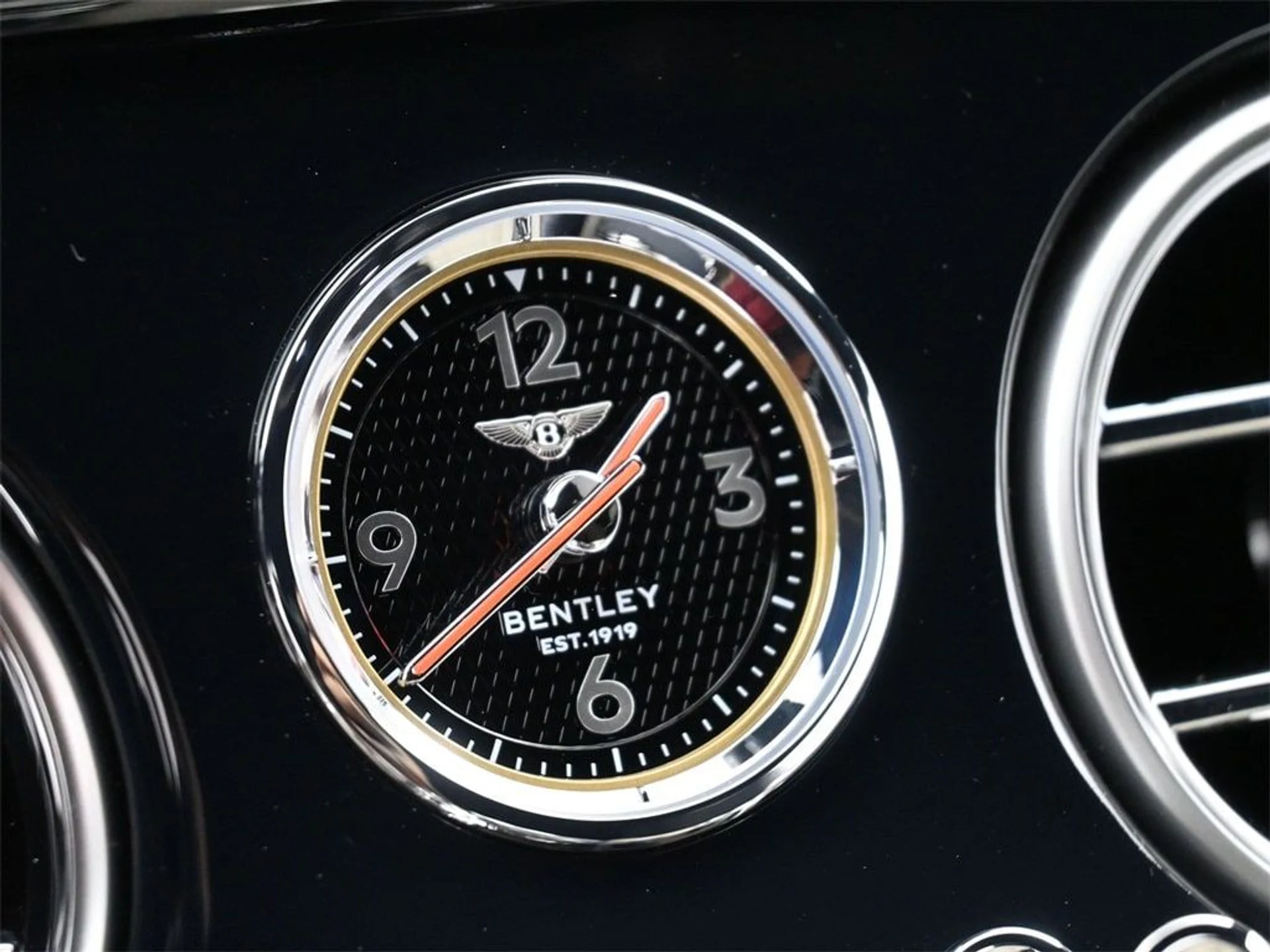 mph023_4287724430_33d108c1068db991d587a18213c57f7bx_31331574a9