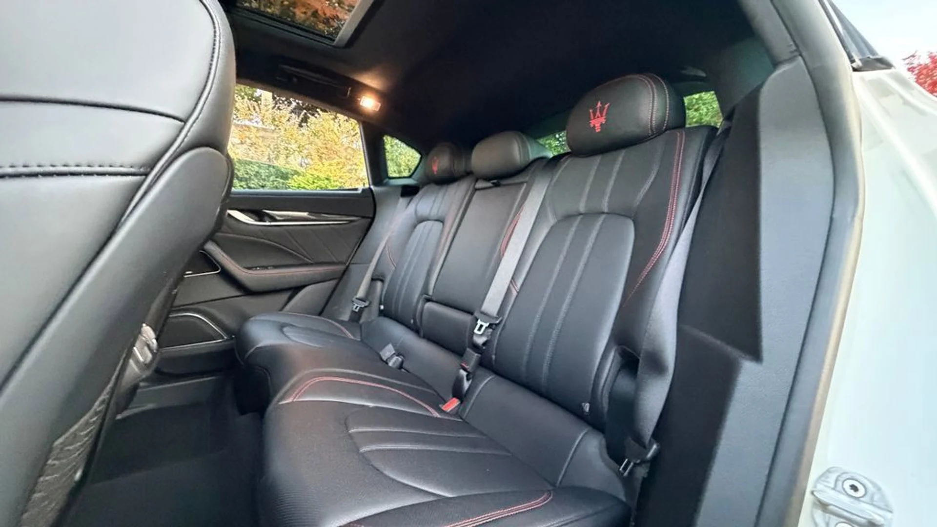 mph023_4287983124_2668cd0b454f45a68a9b21c572392c78_9f04b577fa