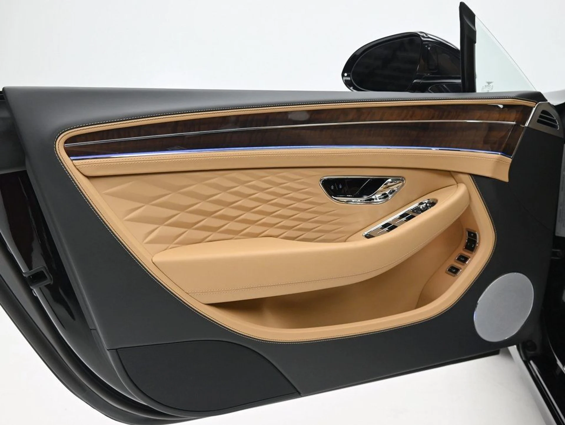 mph023_4294388874_b81f3df00d8274a053921eaa6d0d3ce0_53e5e85bf3