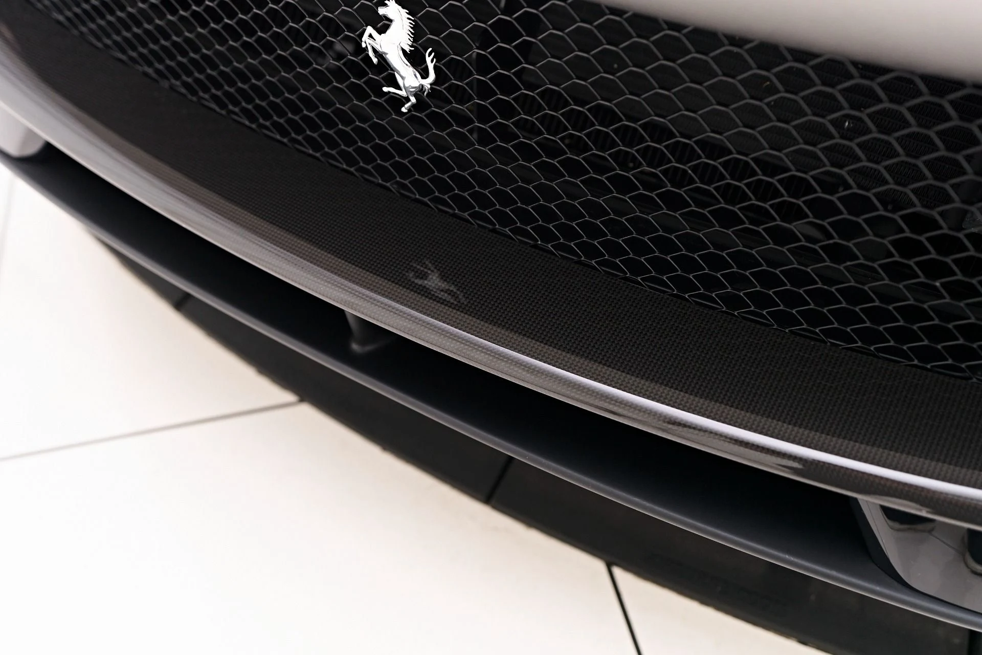 mph023_437336687_Used_2024_Ferrari_Purosangue_Base_1757201157_1659891268