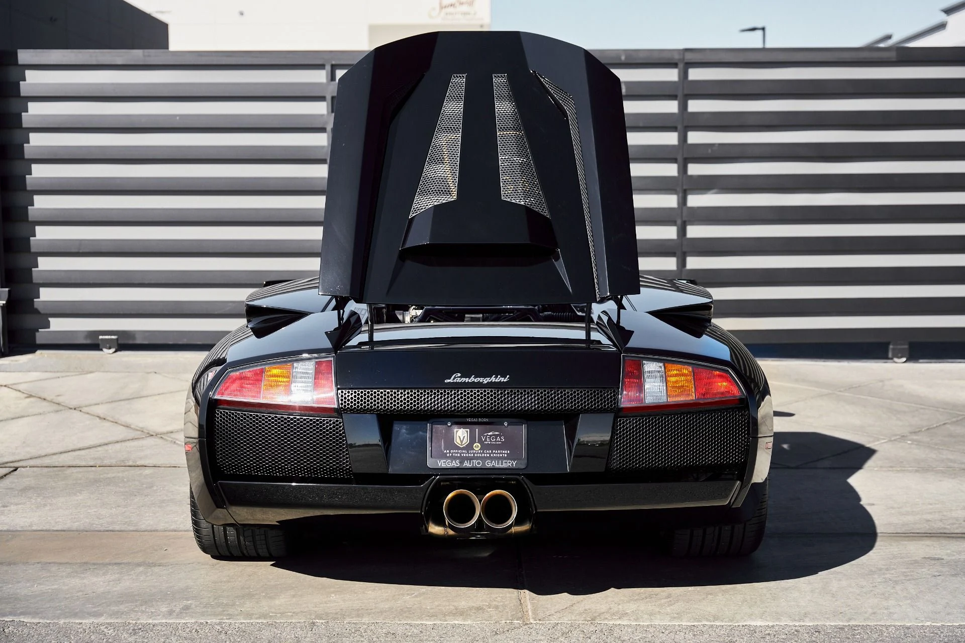 mph023_440043407_Used_2006_Lamborghini_Murcielago_Base_1773347234_655ccc42a2