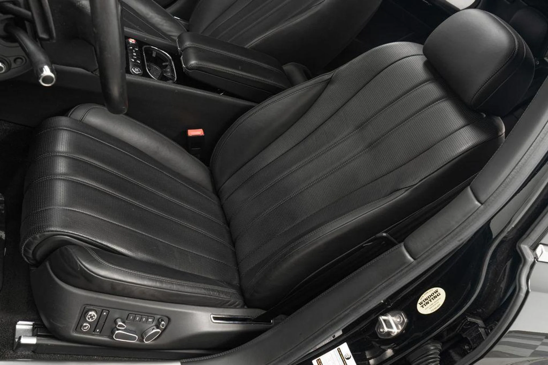 mph023_440654631_0_RT_Fvt_J_Rm_Ax_F9_Zq5_AX_Ze_Qb31340_4cb360ad45