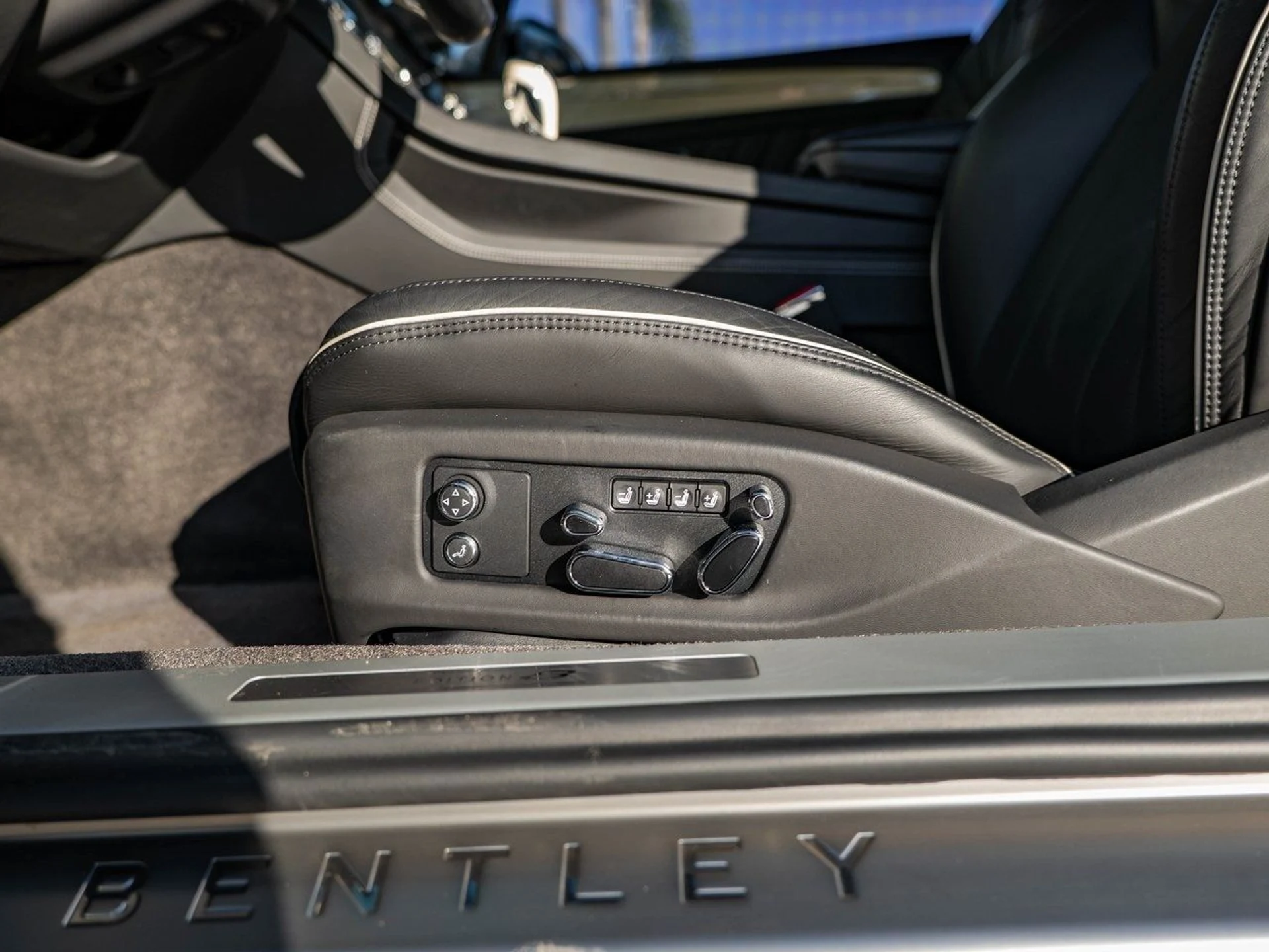 mph023_442057067_d18caa0fb8d50297b6b38fdcfbddc056x_0aa7b7259a