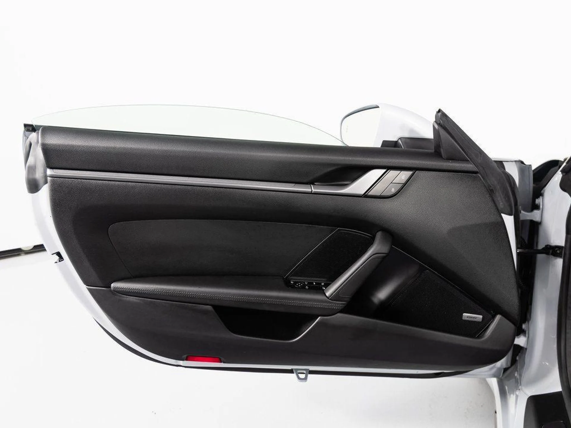 mph023_456775151_v_MC_Arxc_TS_Xjd5_C6yop_Fkllxhz_F4_fe1c3c0f5e