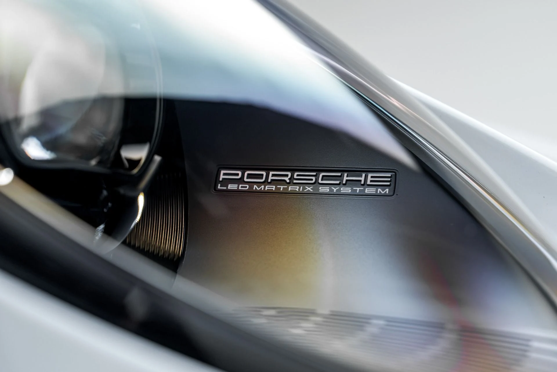 mph023_457549768_Used_2022_Porsche_911_Turbo_S_1788393872_fa4535a1ae