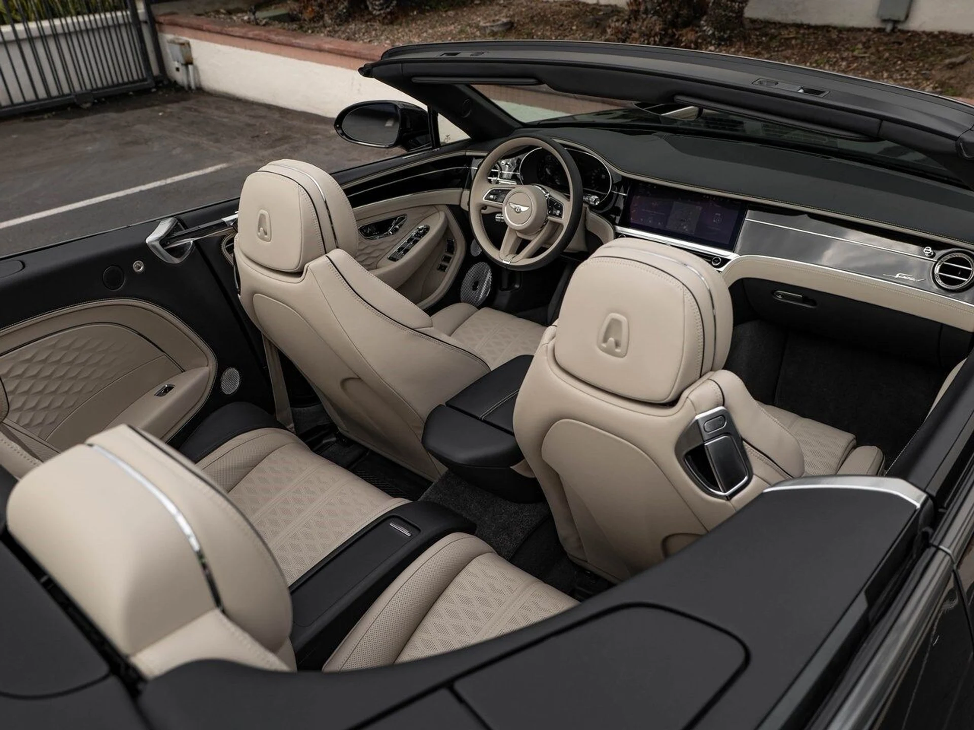 mph023_459052622_917027642cbf5a00cecd38c2411ff8e6x_f12565d990