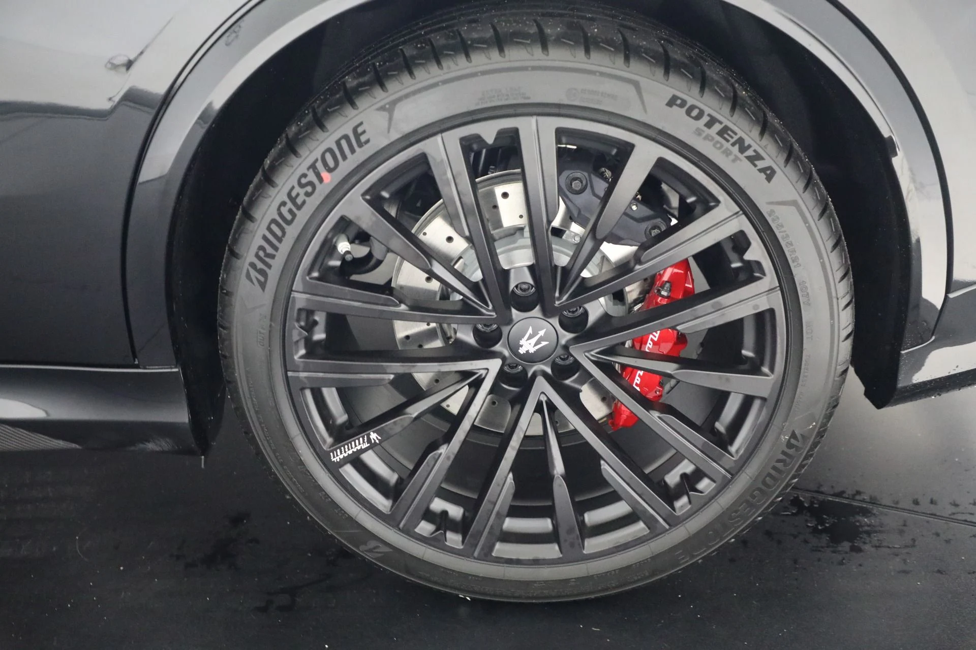 mph023_46305515_New_2025_Maserati_Grecale_Trofeo_3ca63116fd