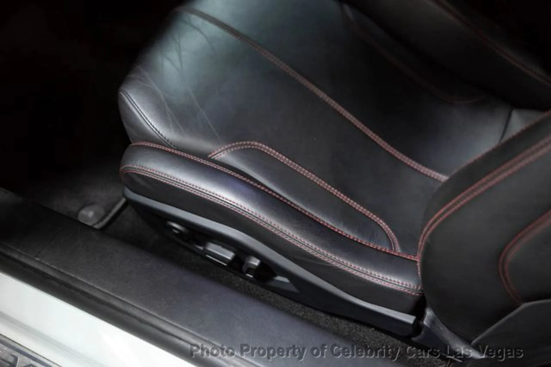 mph023_465518599_used_2019_lamborghini_huracan_lp5802_9707_22868387_28_640_d8f0d6b194