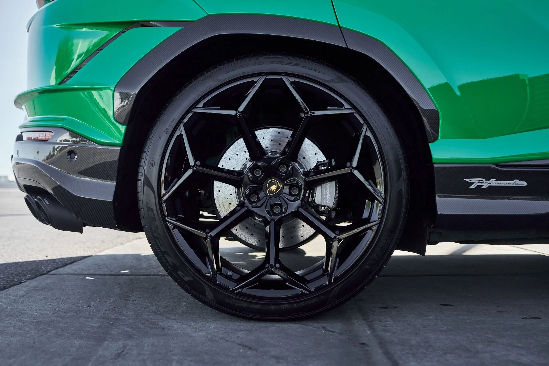 mph023_467539371_Used_2024_Lamborghini_Urus_Performante_1764124761_dd0d68819e