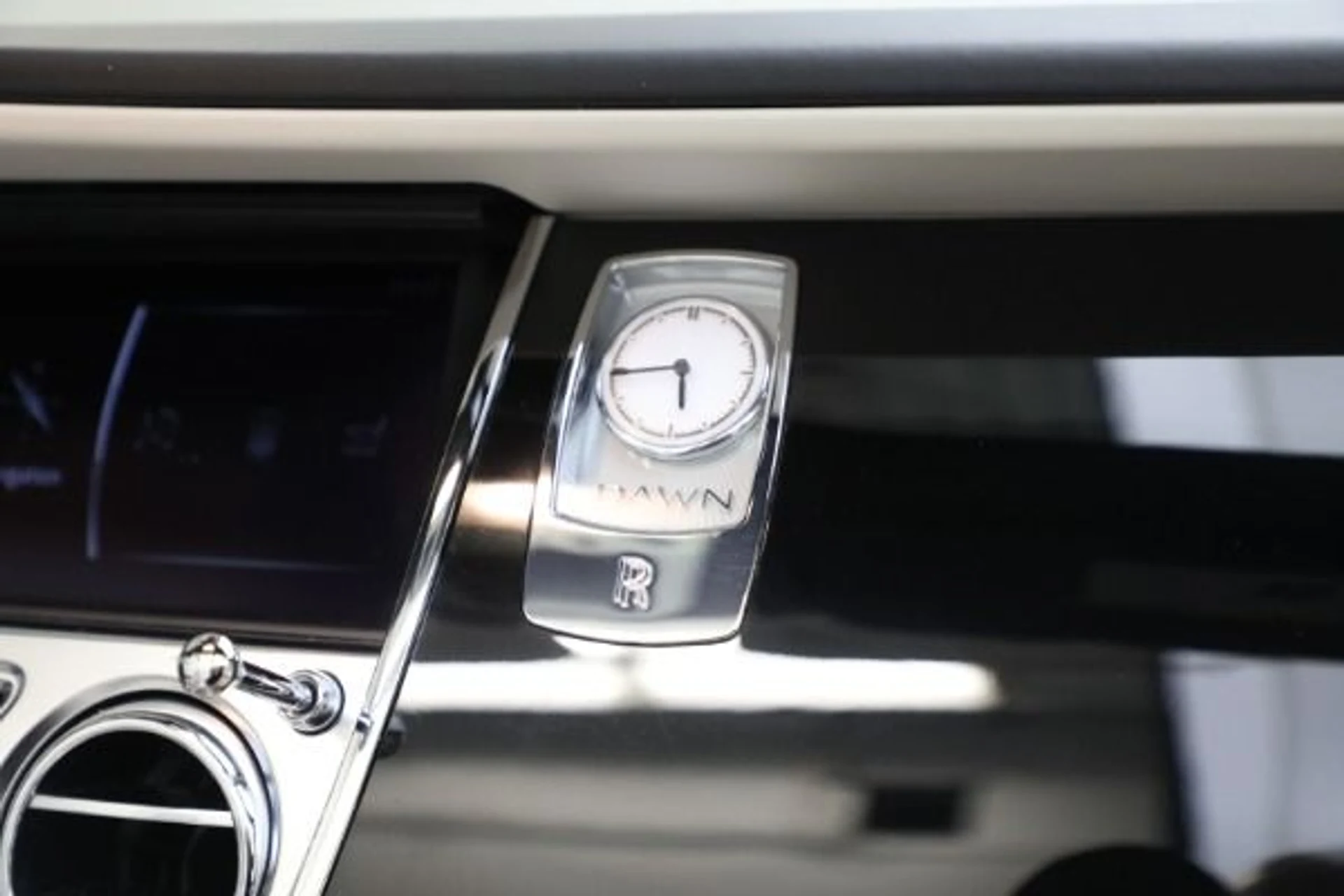 mph023_471993028_Used_2019_Rolls_Royce_Dawn_f651329f81