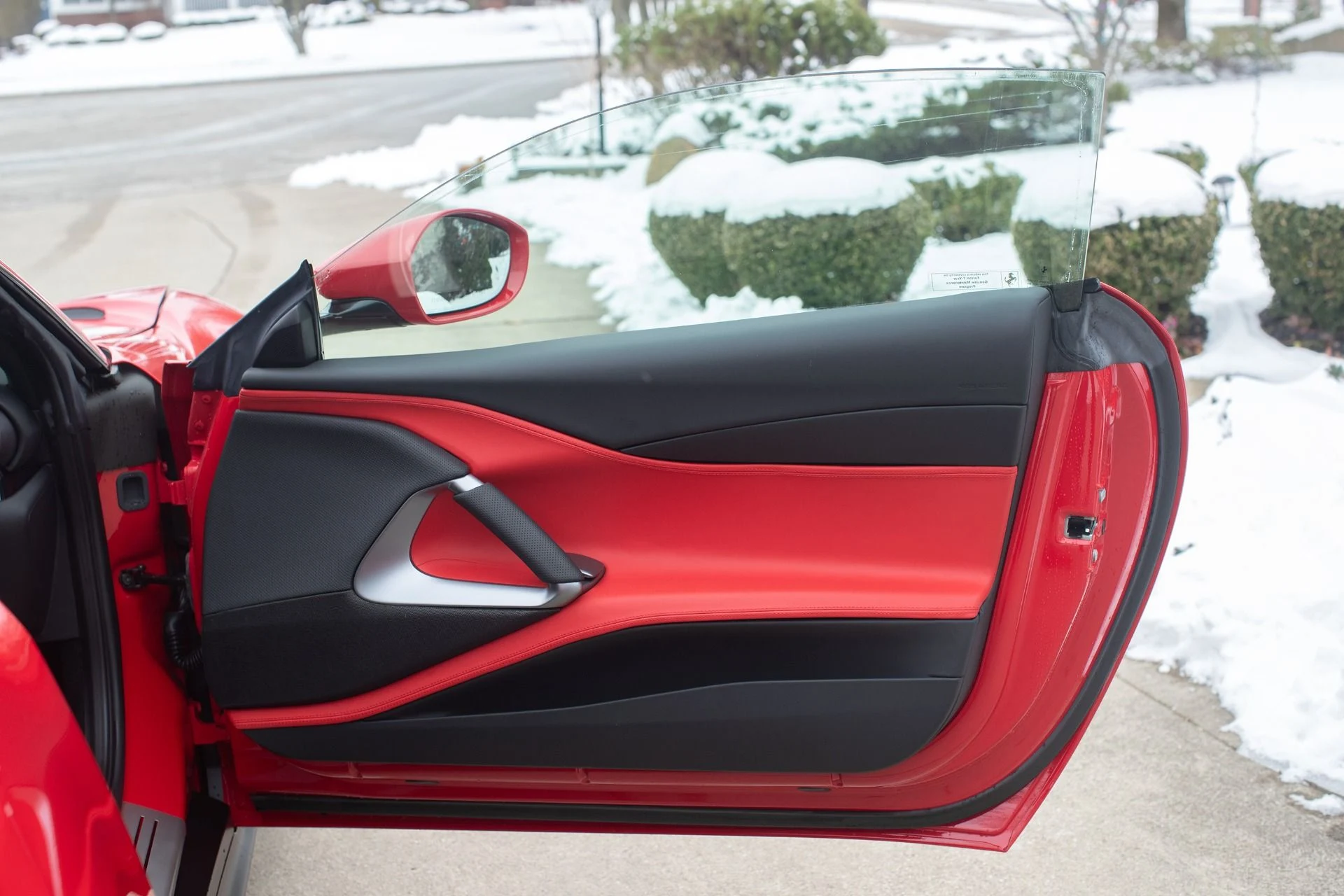 mph023_474249772_Used_2020_Ferrari_812_Superfast_1765217828_bc3e663a62