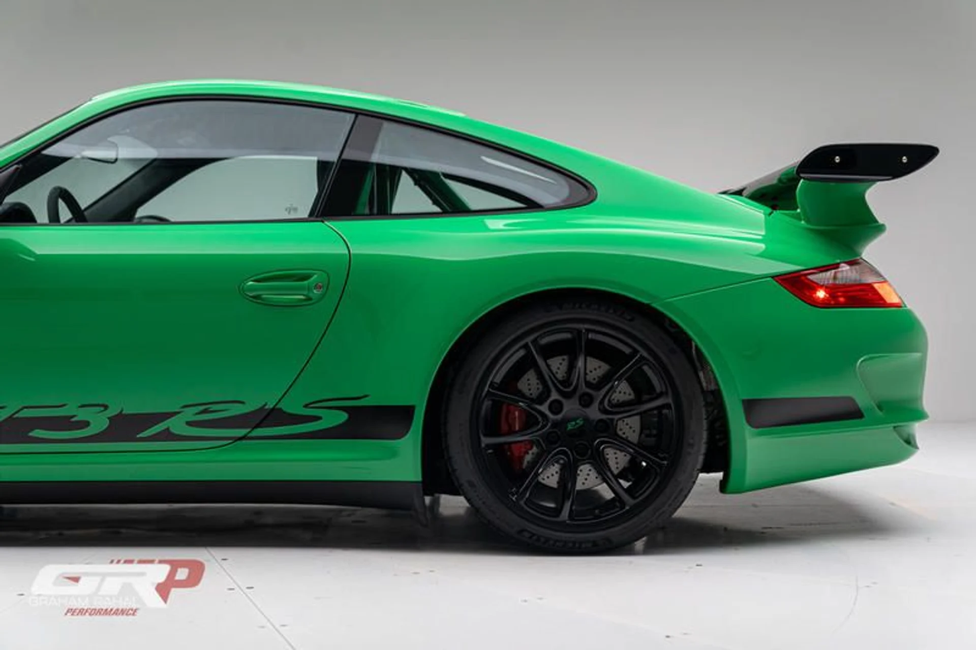 mph023_477164486_E1633229_43_BB_428_F_9382_F90_A41_F84138_3e361b3146