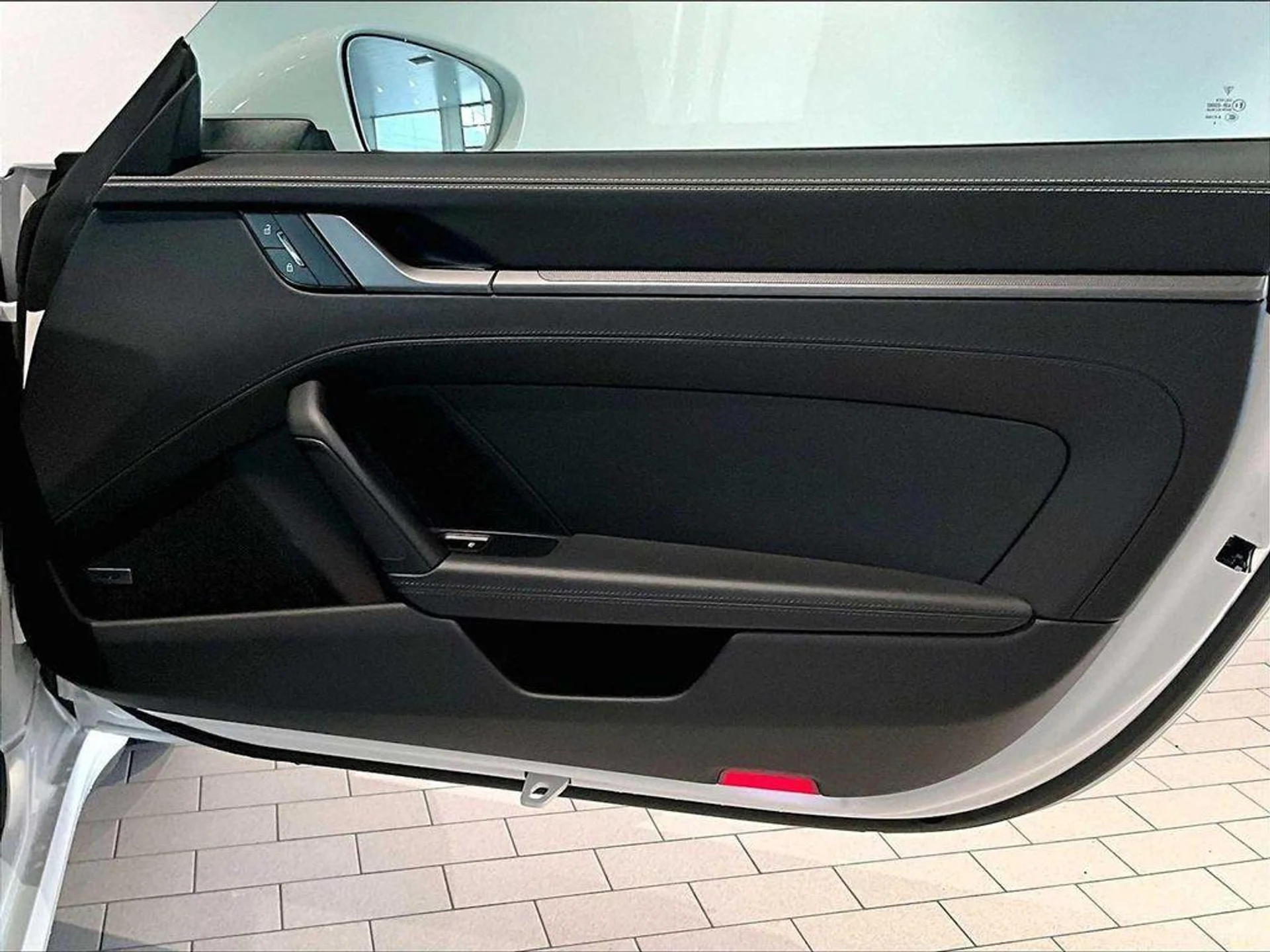 mph023_479591770_n_H_Qlgd35xn6a54a_Zn_Fhy_Vh_AVQII_0ef47d0be6