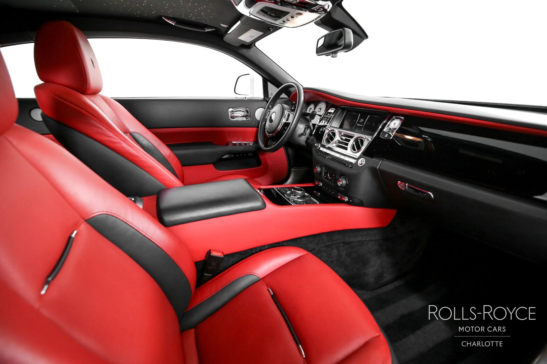 mph023_484778881_Used_2019_Rolls_Royce_Wraith_1701539384_05121adef9