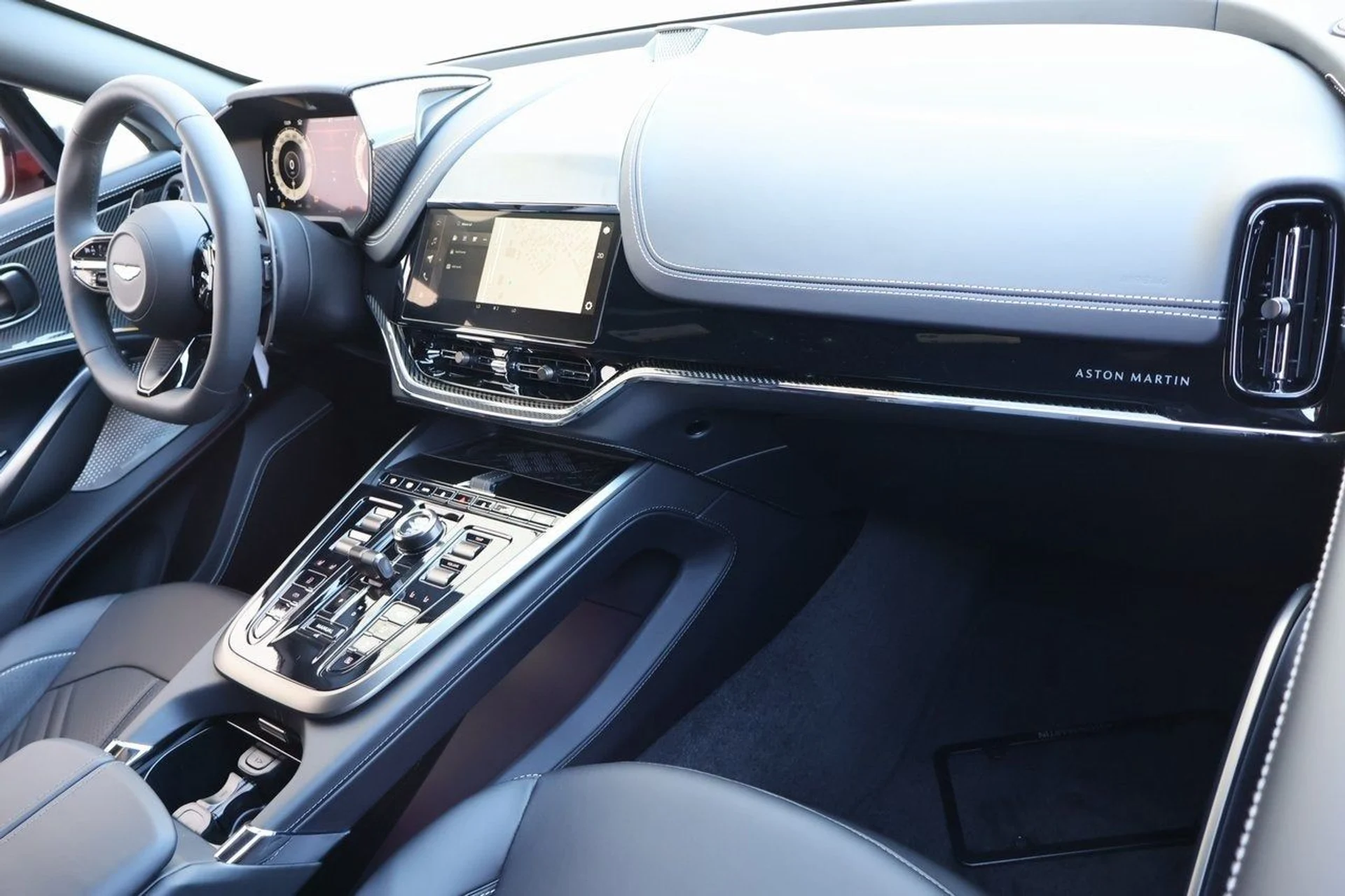 mph023_484836047_24_63b7f81478