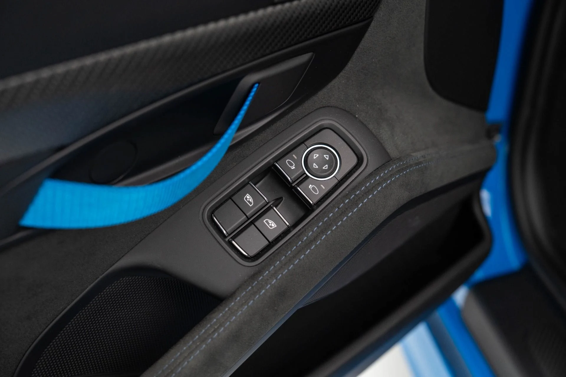 mph023_486255688_Used_2024_Porsche_718_Cayman_GT_4_RS_1775171228_5a1a130ee9