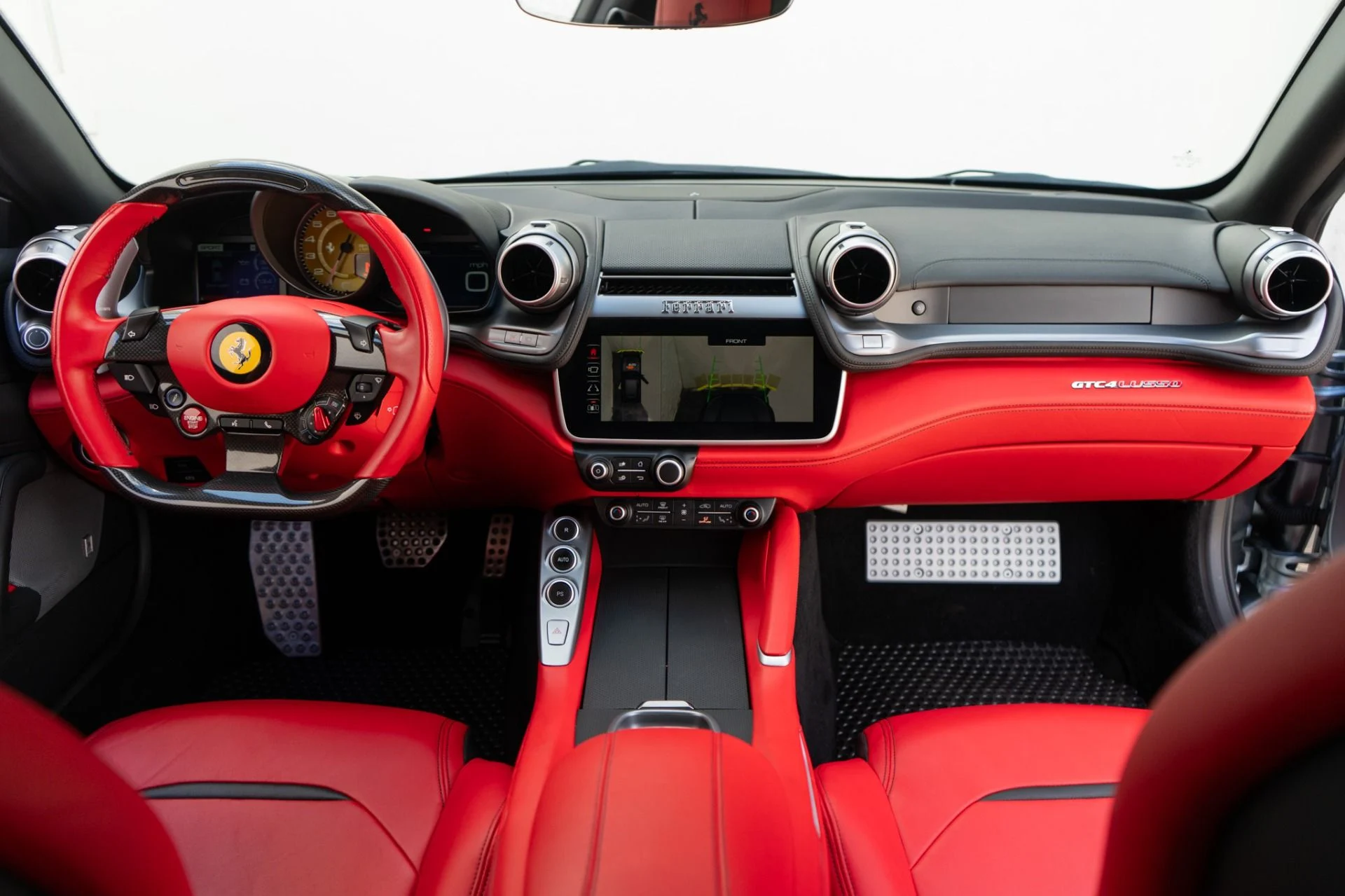 mph023_494673262_Used_2019_Ferrari_GTC_4_Lusso_1759771823_e7447b11af