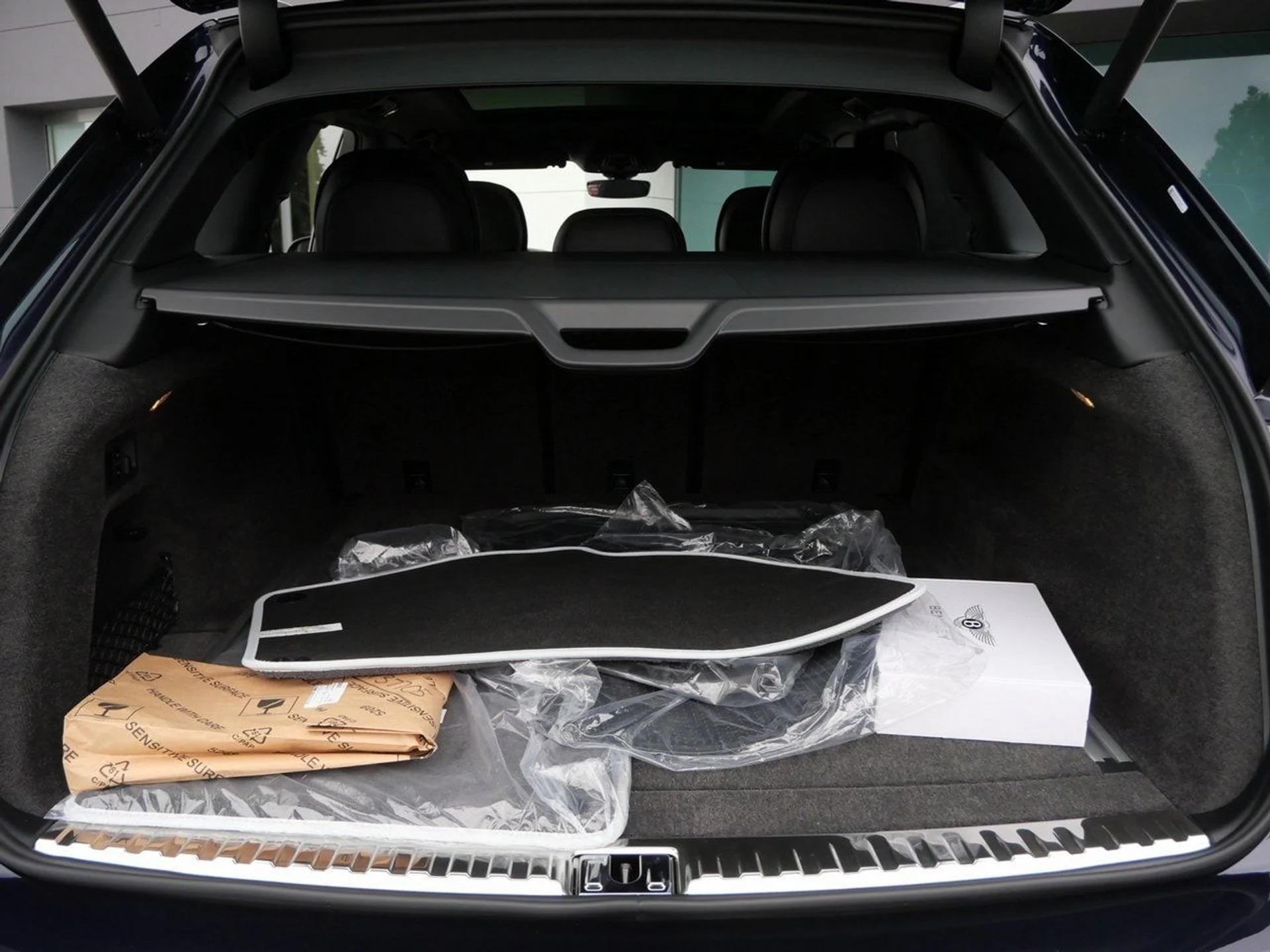 mph023_497534981_5f07c5e4786fa5b914b9925f3db1b825x_c910efe411