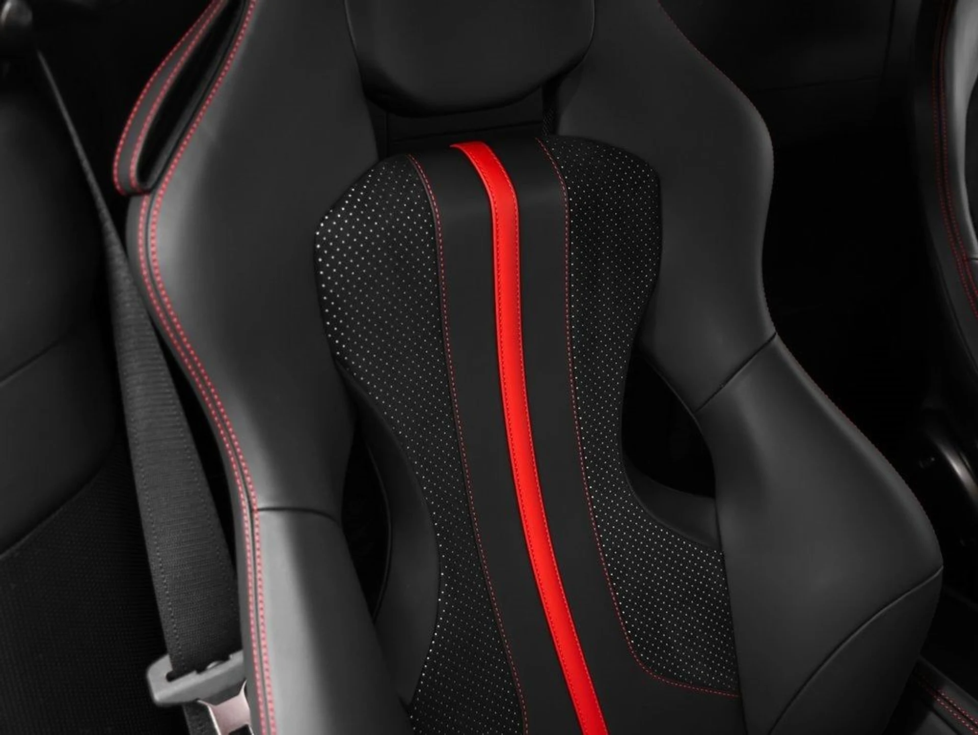 mph023_50756635_24_9985bbe8e1