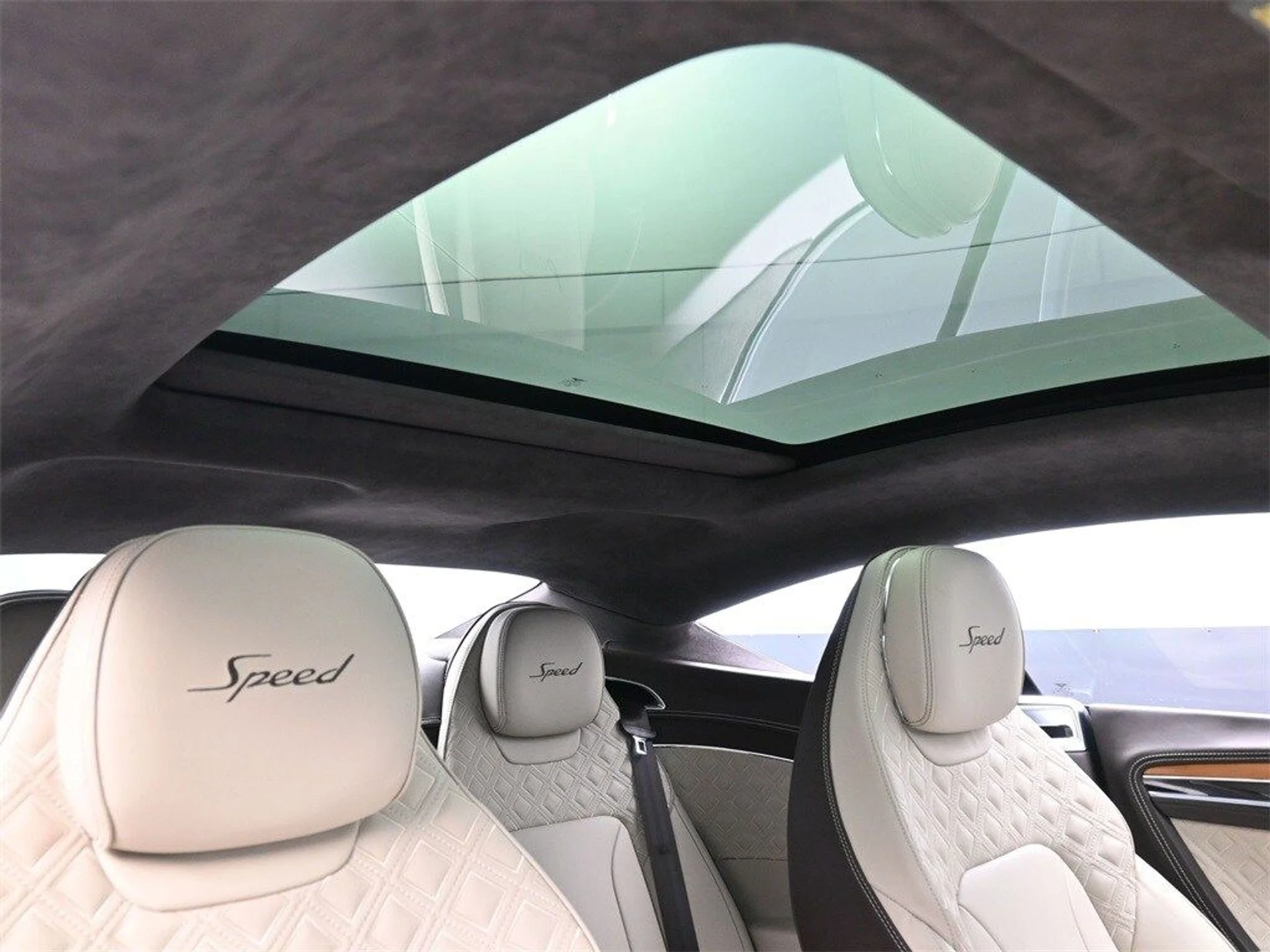 mph023_543431071_b3d7e0031bd3f437a0da00821bae9020x_b66476fbe4