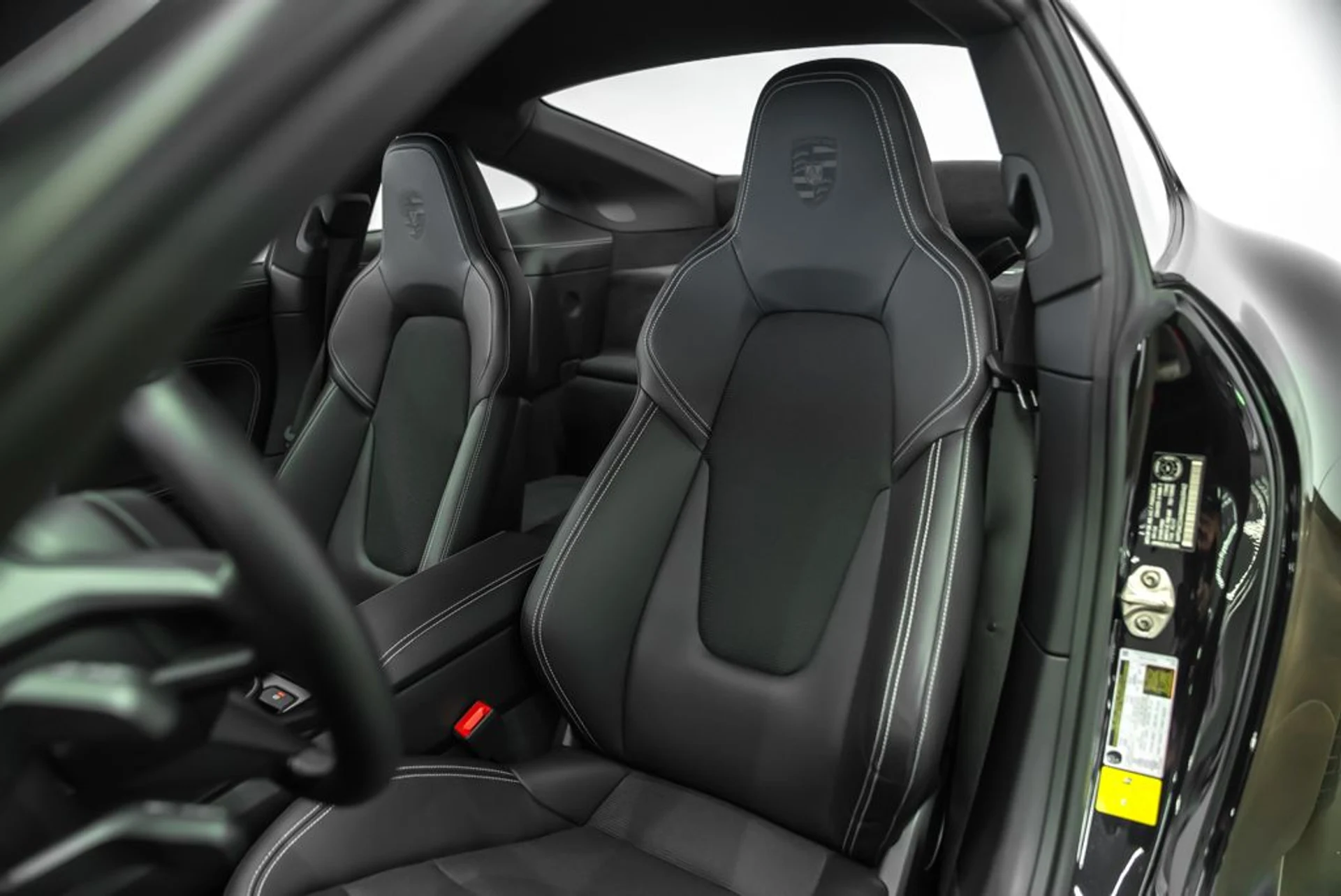 mph023_543691132_porsche_911_2024_jpg_v_1781715934_2ac74a6612