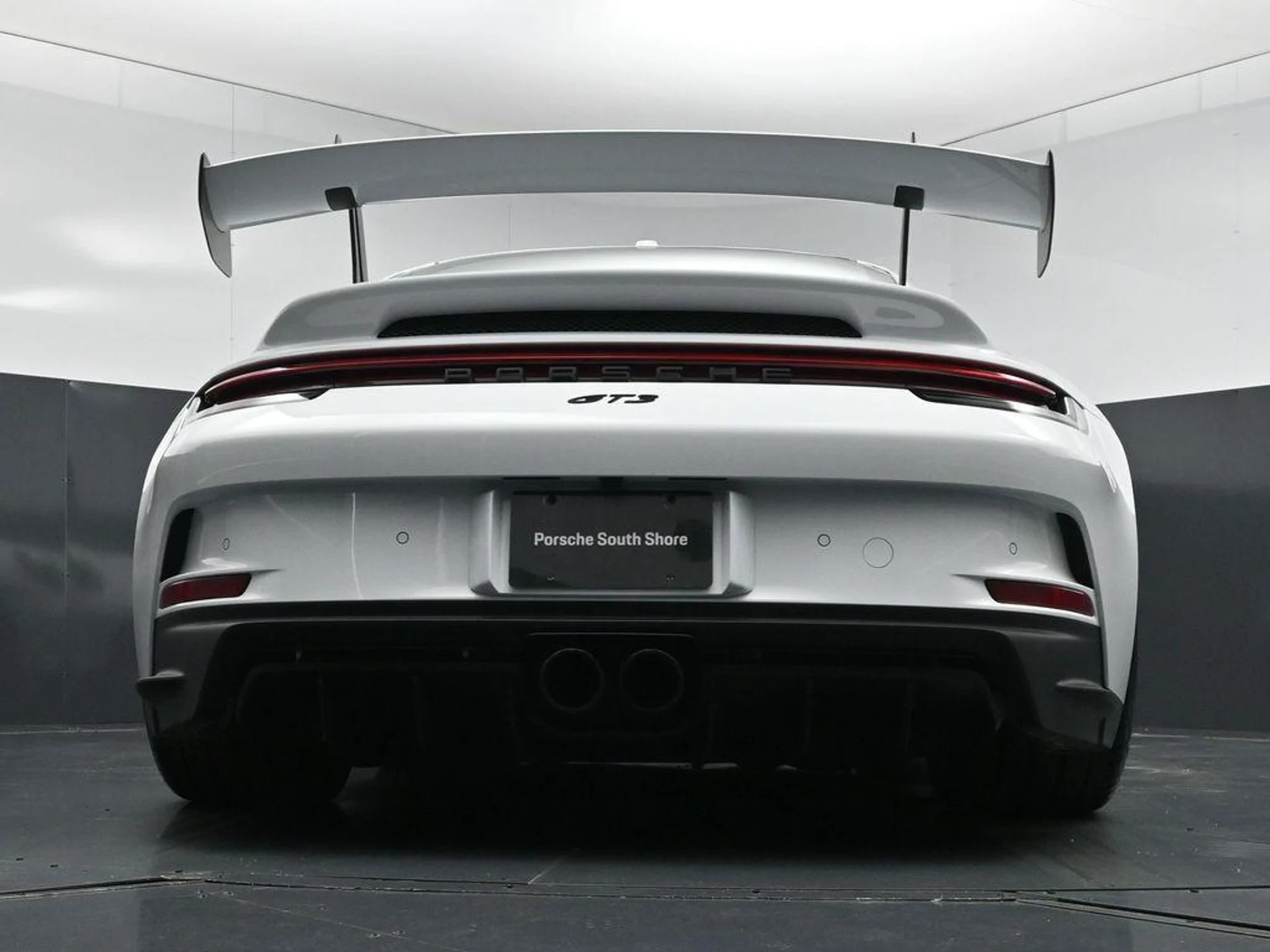 mph023_552817684_WBDWW_Yuivnq_GS_70_ENH_7_Hv_Zr9z_GY_ae204da179