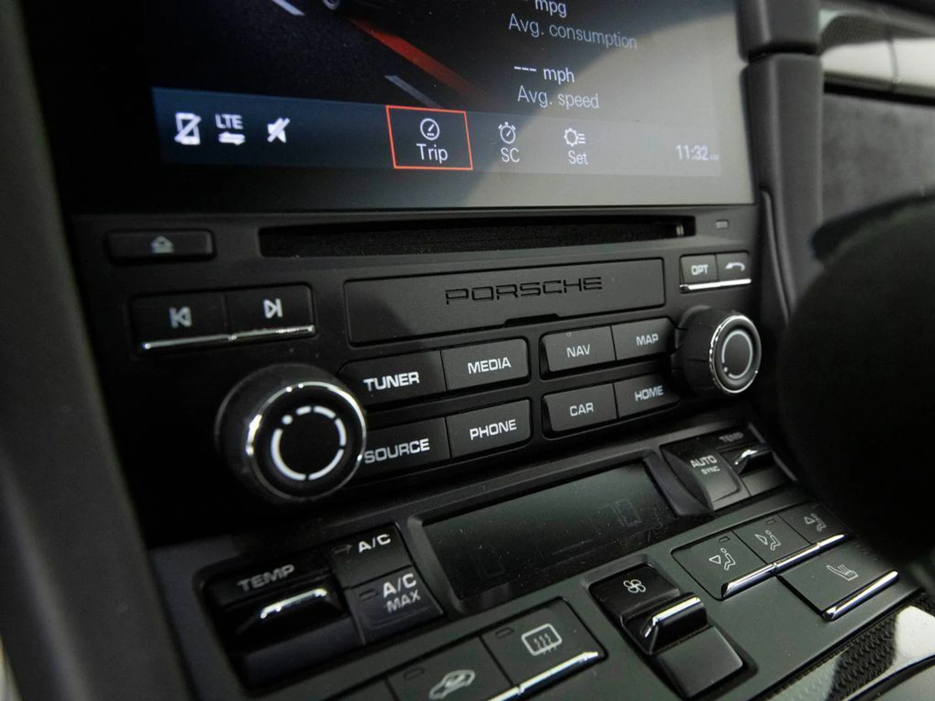 mph023_555160035_W6_4y_O3i_MWI_Nj_GVR_33dmq_EO_3_Q_fd21f089d6