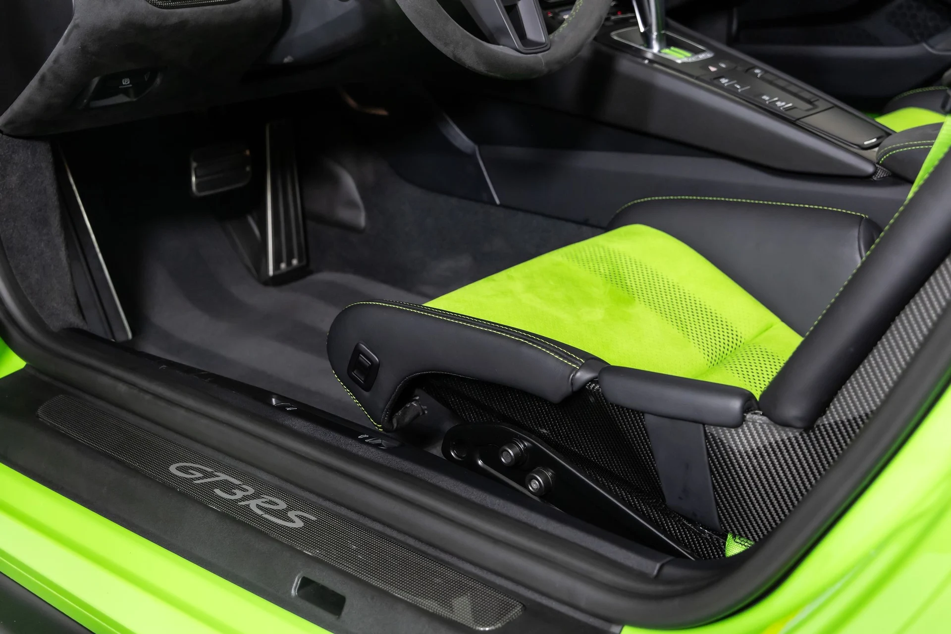 mph023_556000252_9e1a922ada594deb8de8977a92cb74a5_5cb95a14a9