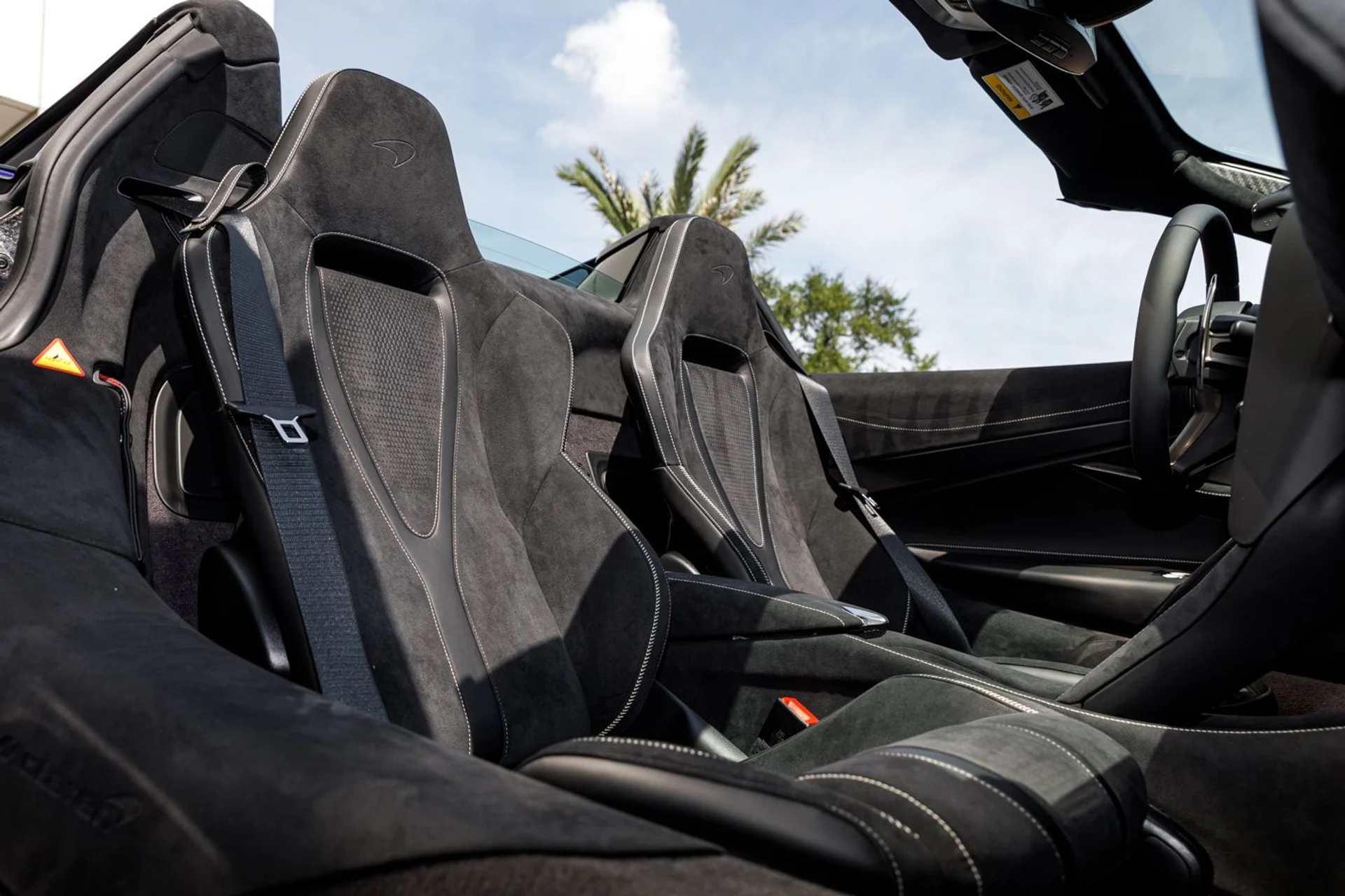 mph023_557015473_590_p24_l_2dbd5f572d