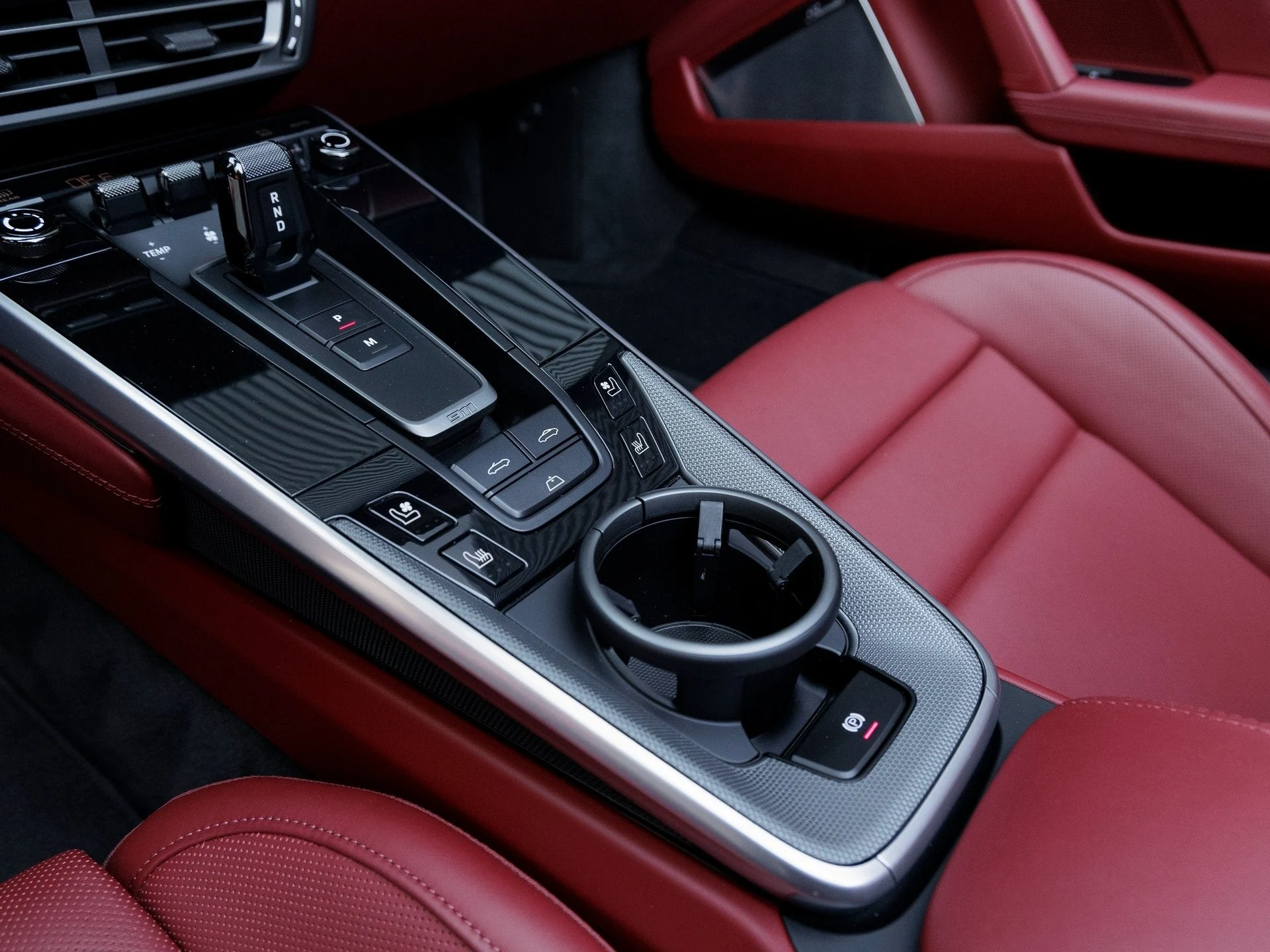 mph023_560151353_24_6b32d72b79