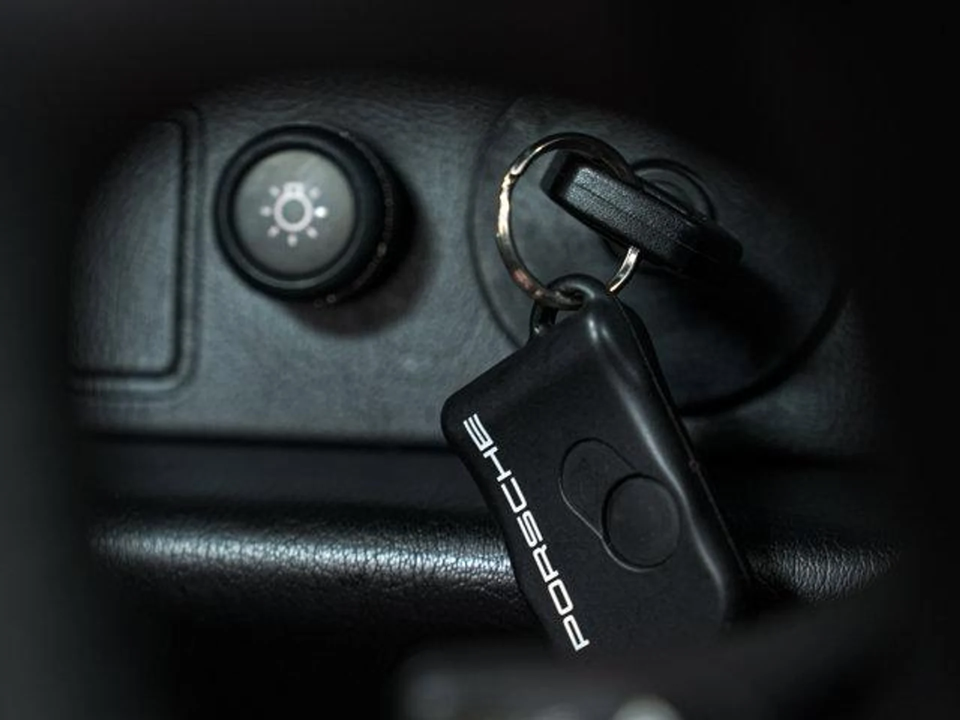 mph023_56141205_E_Lp_WL_Le_FFA_Hxc_Fa_Ci5g8_osy_Ztk_fbfa83833c