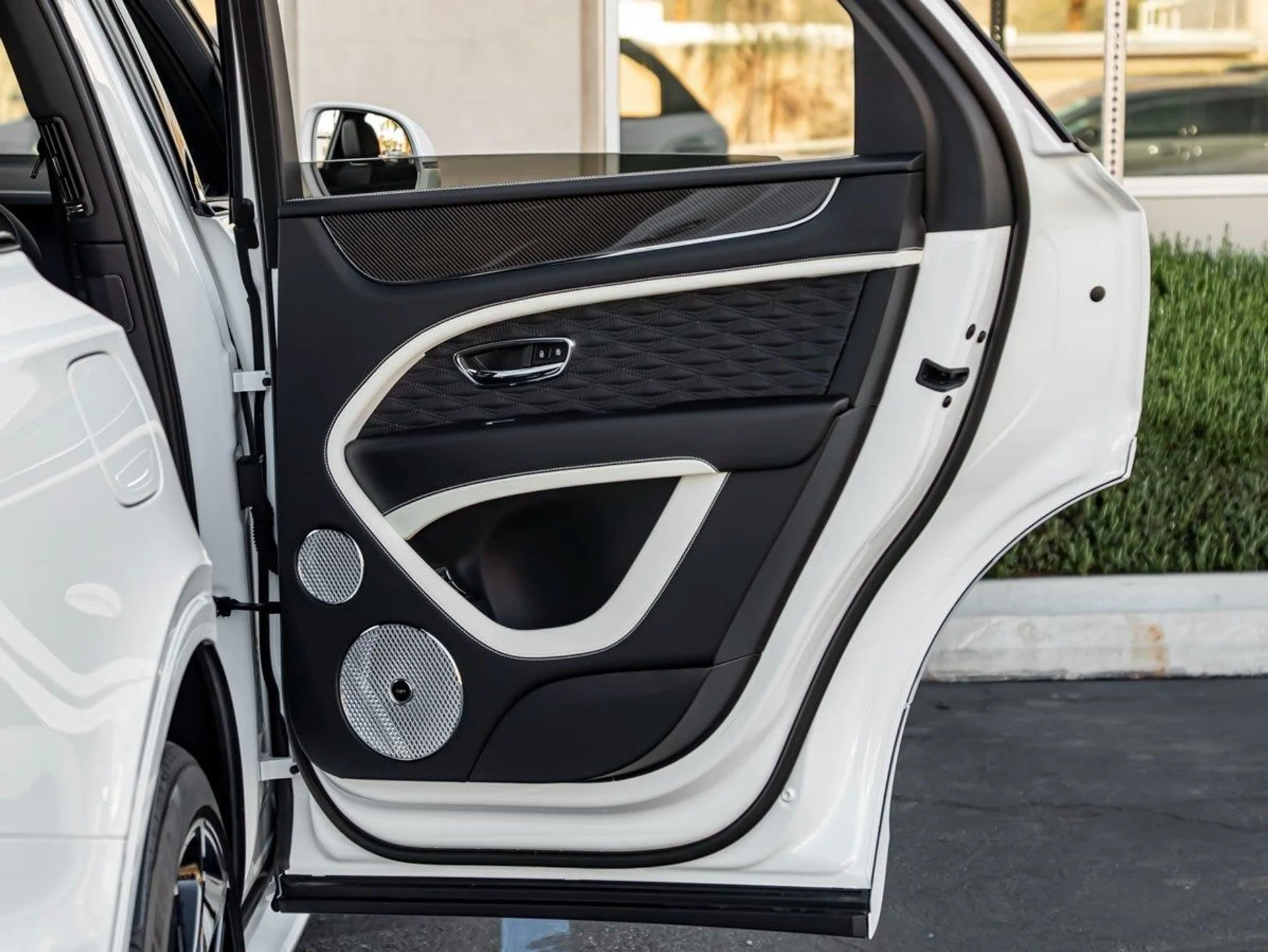 mph023_564033489_24_840e8b044d