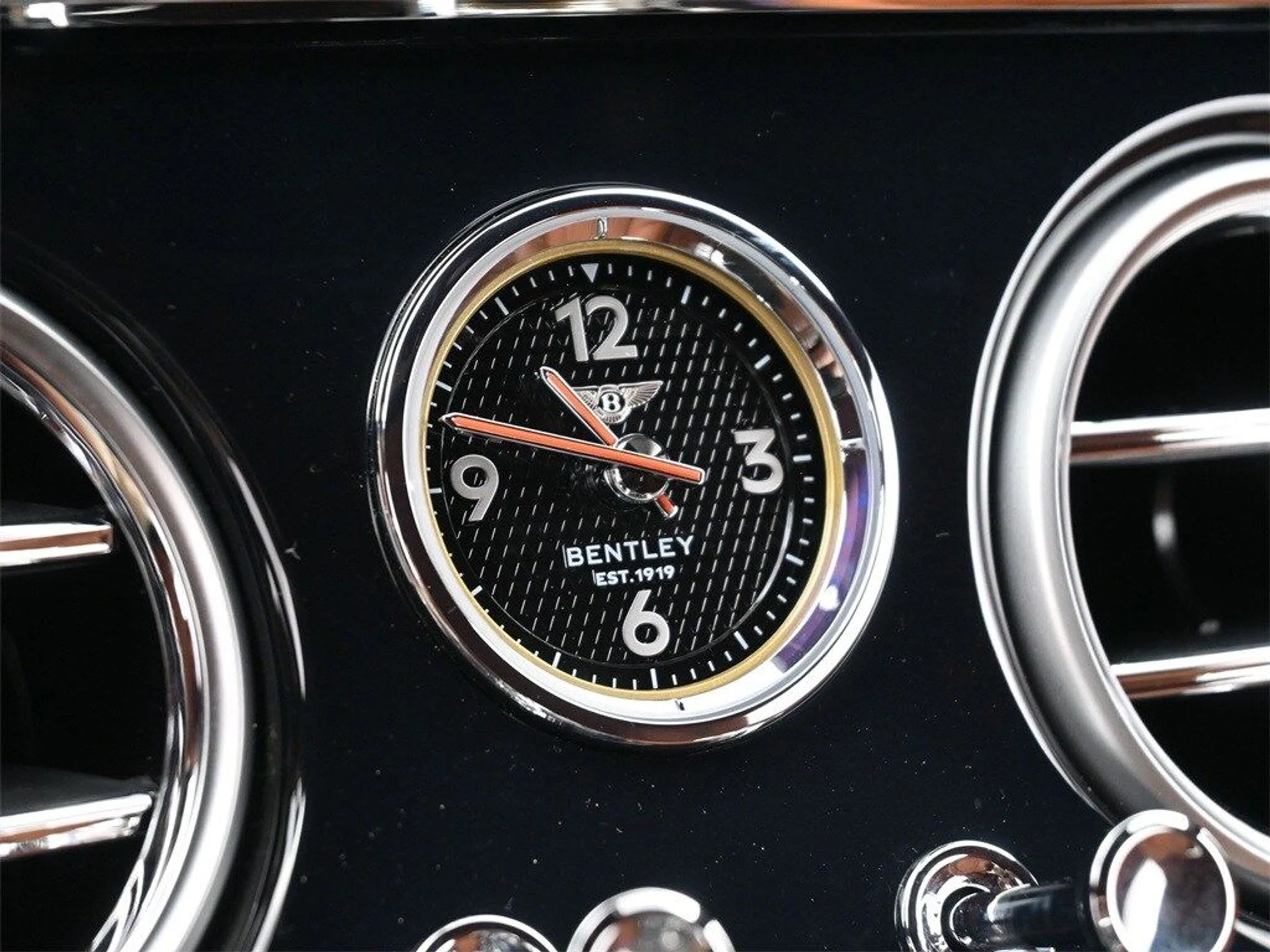 mph023_564659252_48797e74b08e414adc80756f853e2919x_ec0b493475