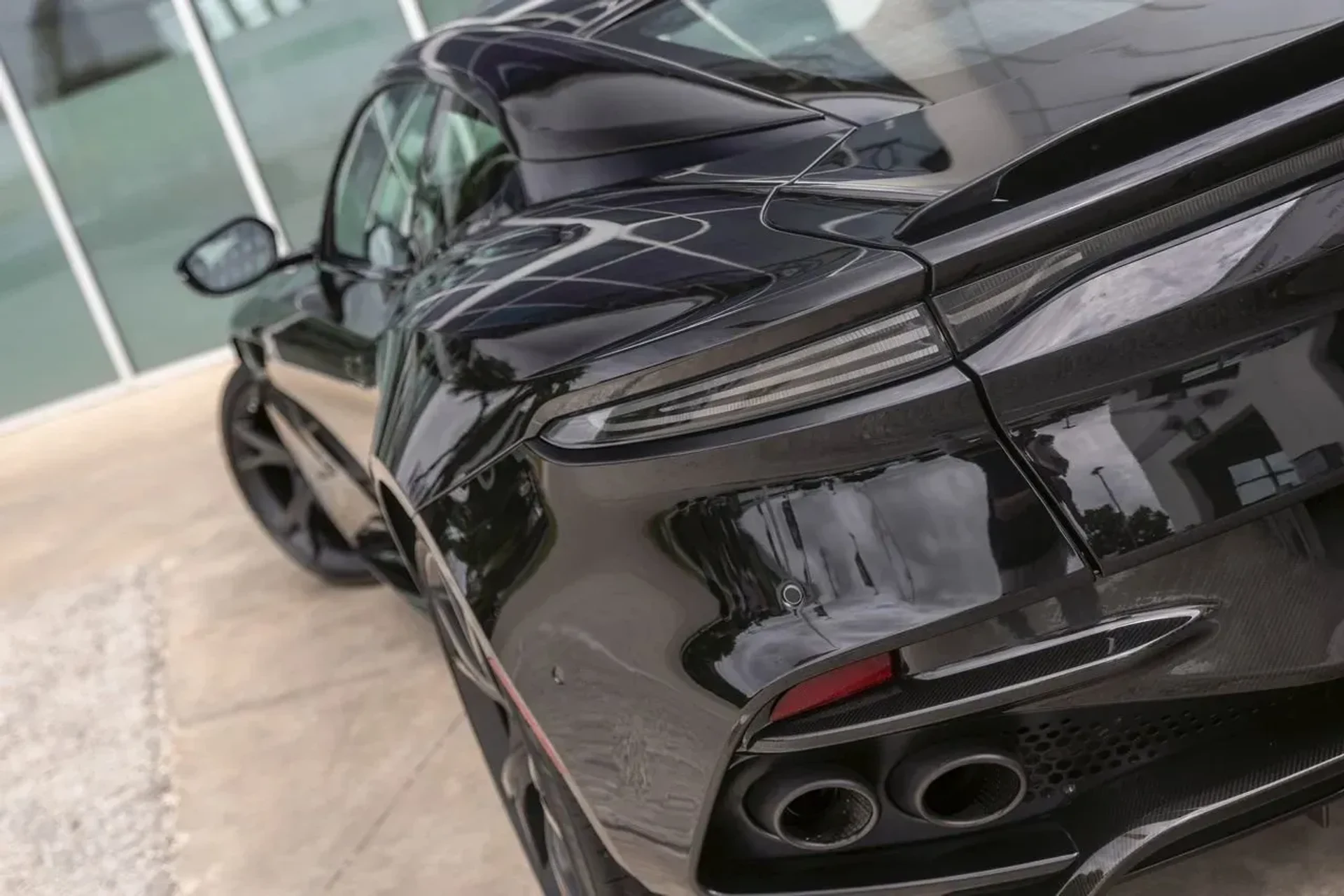 mph023_569987903_18696b4968a14710b20f0b5a29798519_28c8f48591