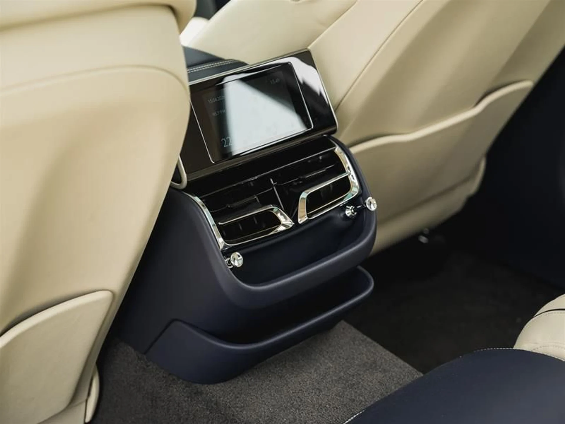 mph023_574235801_0xpbazmf_afd484257e