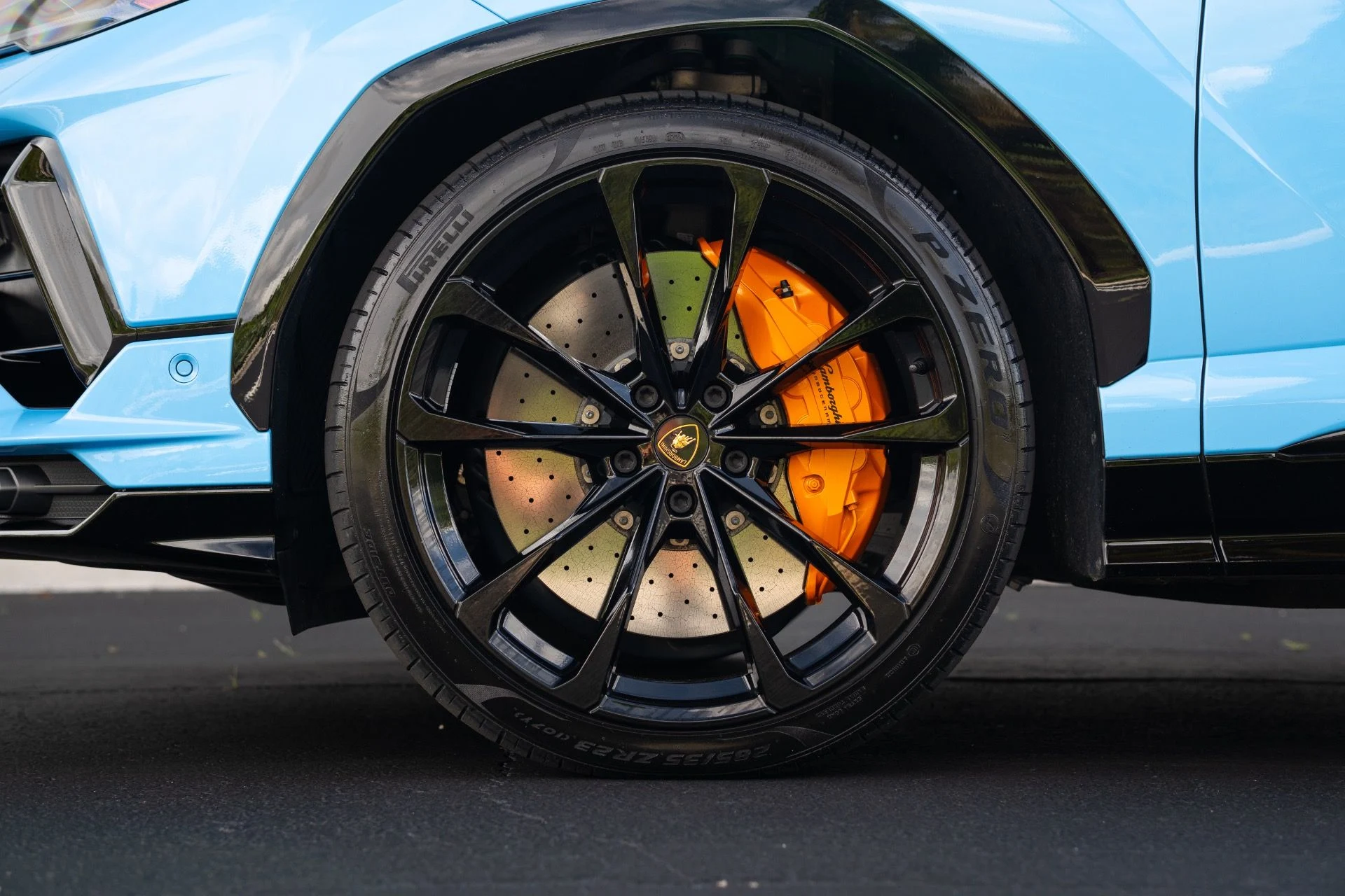 mph023_577325076_Used_2024_Lamborghini_Urus_S_1773951175_0d5c7e700e