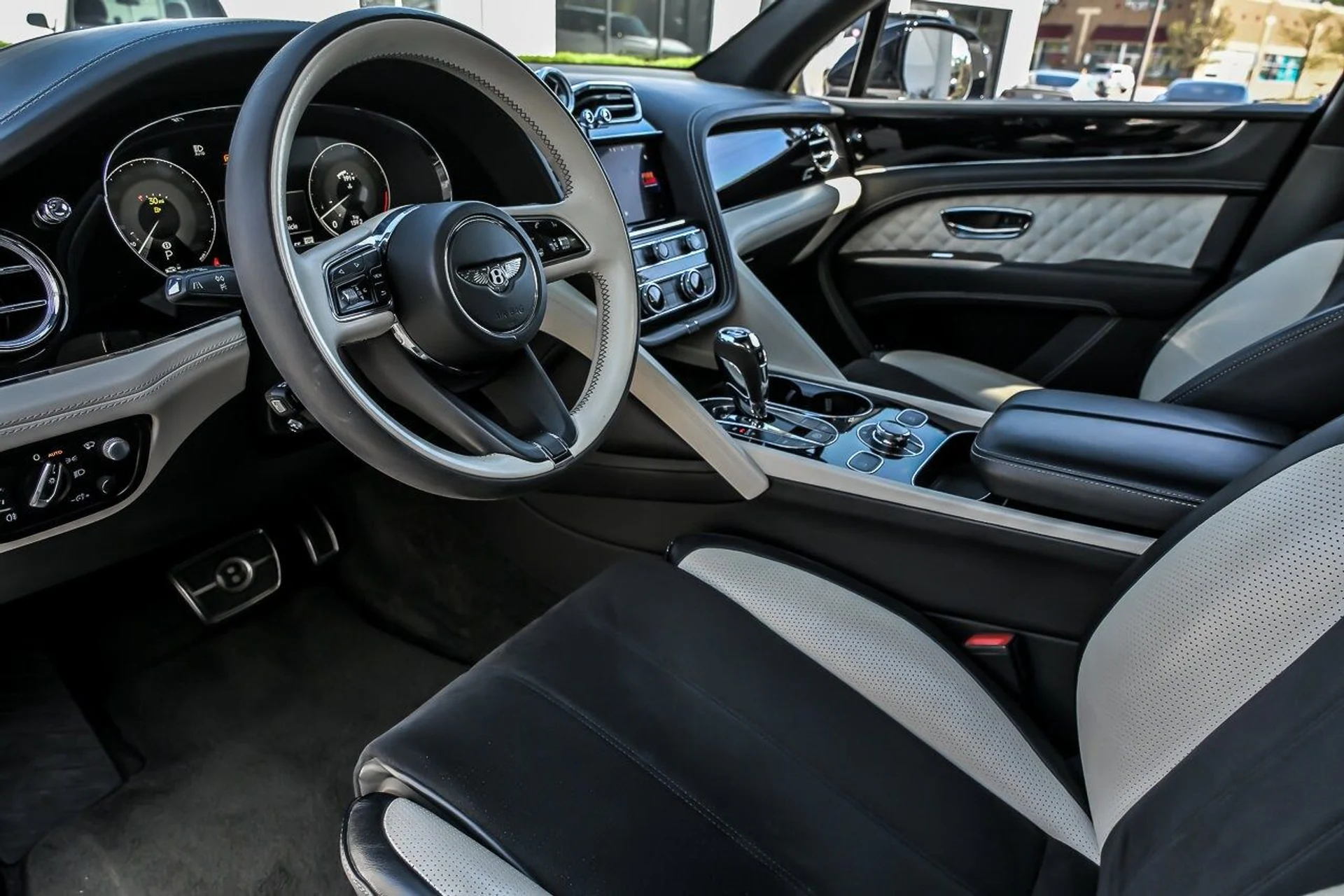 mph023_578493828_9520677b8ef2faf7f38c92c899a595f9x_fd77d4b117