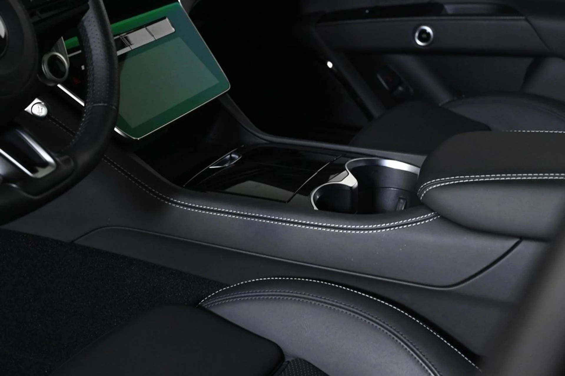 mph023_578971051_used_2025_maserati_grecale_modena_11350_22945495_23_1024_2d476b9724