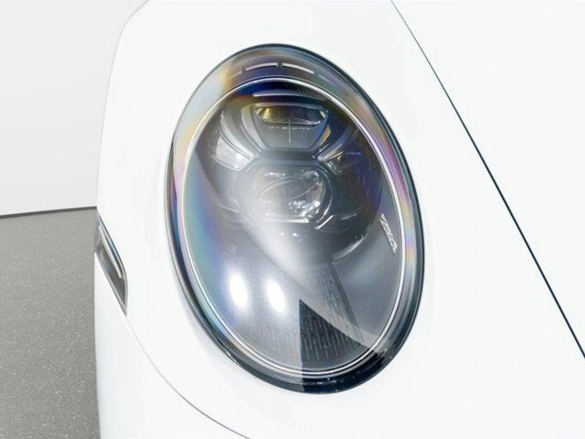 mph023_583415954_El8_IB_1_WFM_Sh03_En_Ux_TY_5t_Aquc_G4_f987bd999f