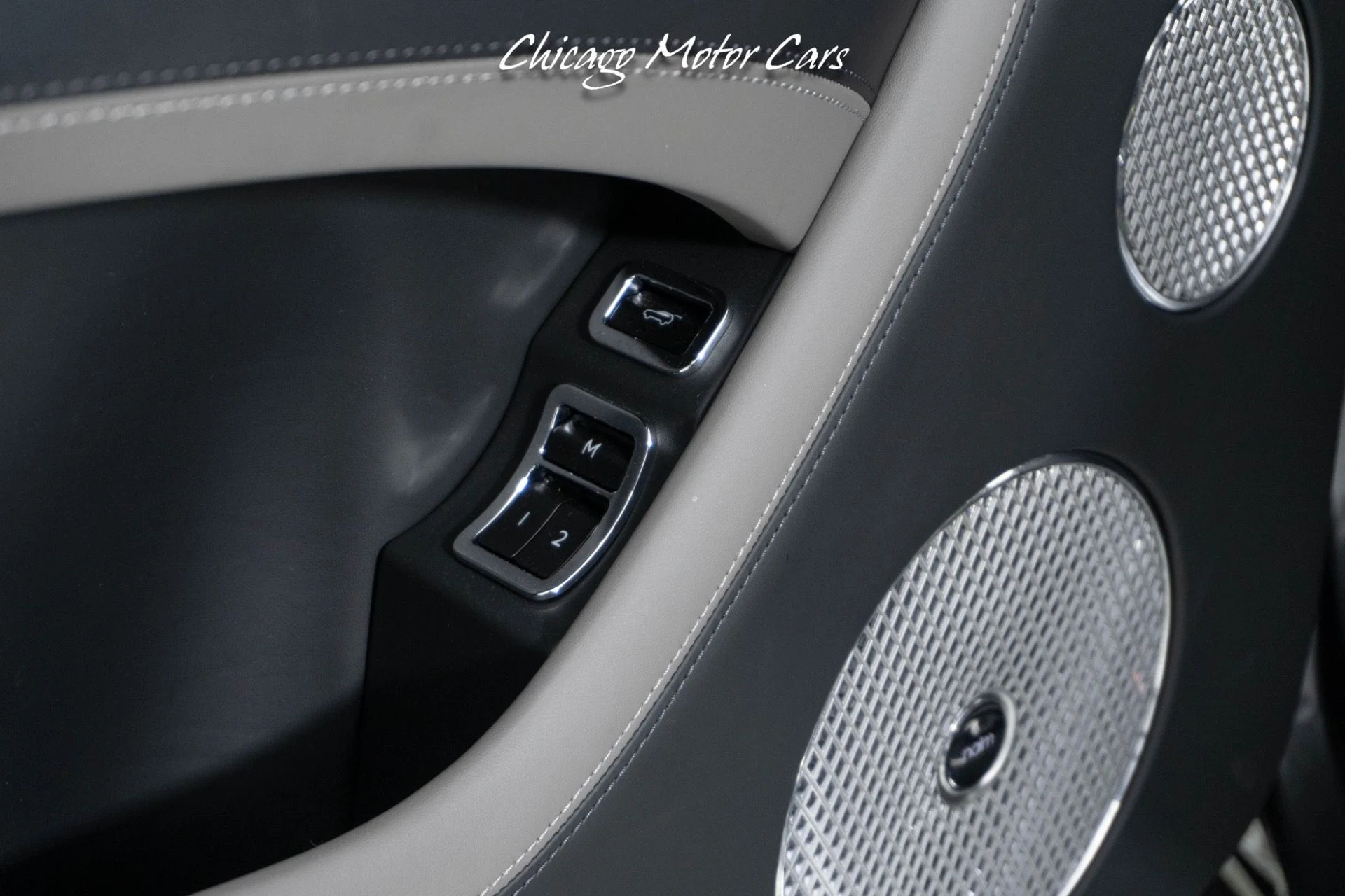 mph023_583843164_13453_p24_l_0dc8d45c53