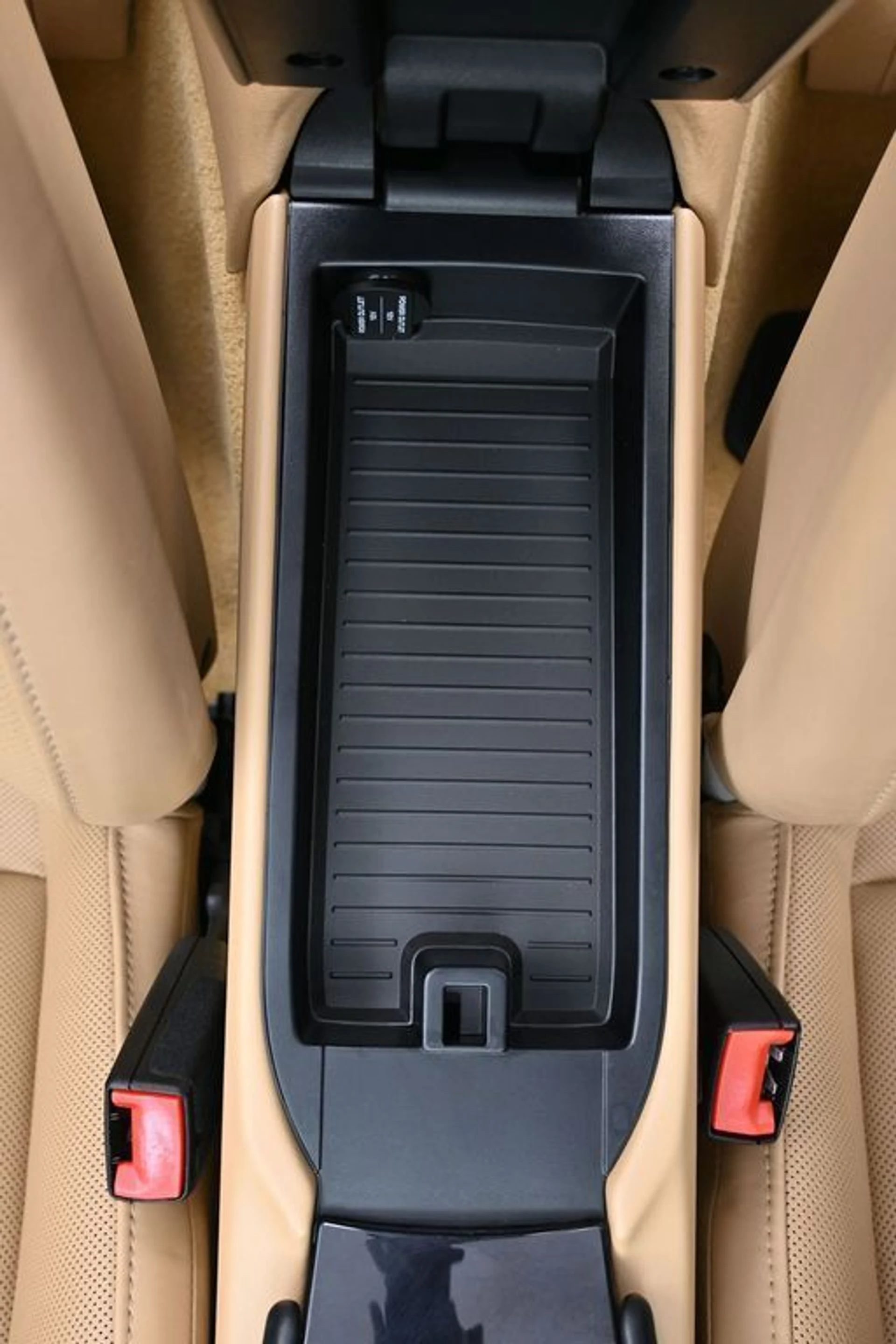 mph023_588623955_c556df7ddddbdcae3c9fc21b7164ff7bx_e90d594670