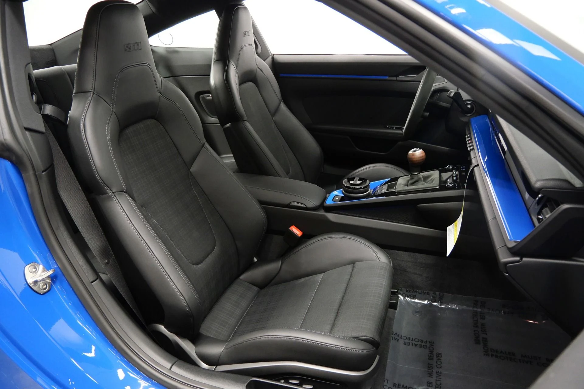 mph023_591223669_Used_2026_Porsche_911_Carrera_T_As_New_with_12_Miles_6_Speed_Manual_18_Way_Seats_1767115090_0837b967b0