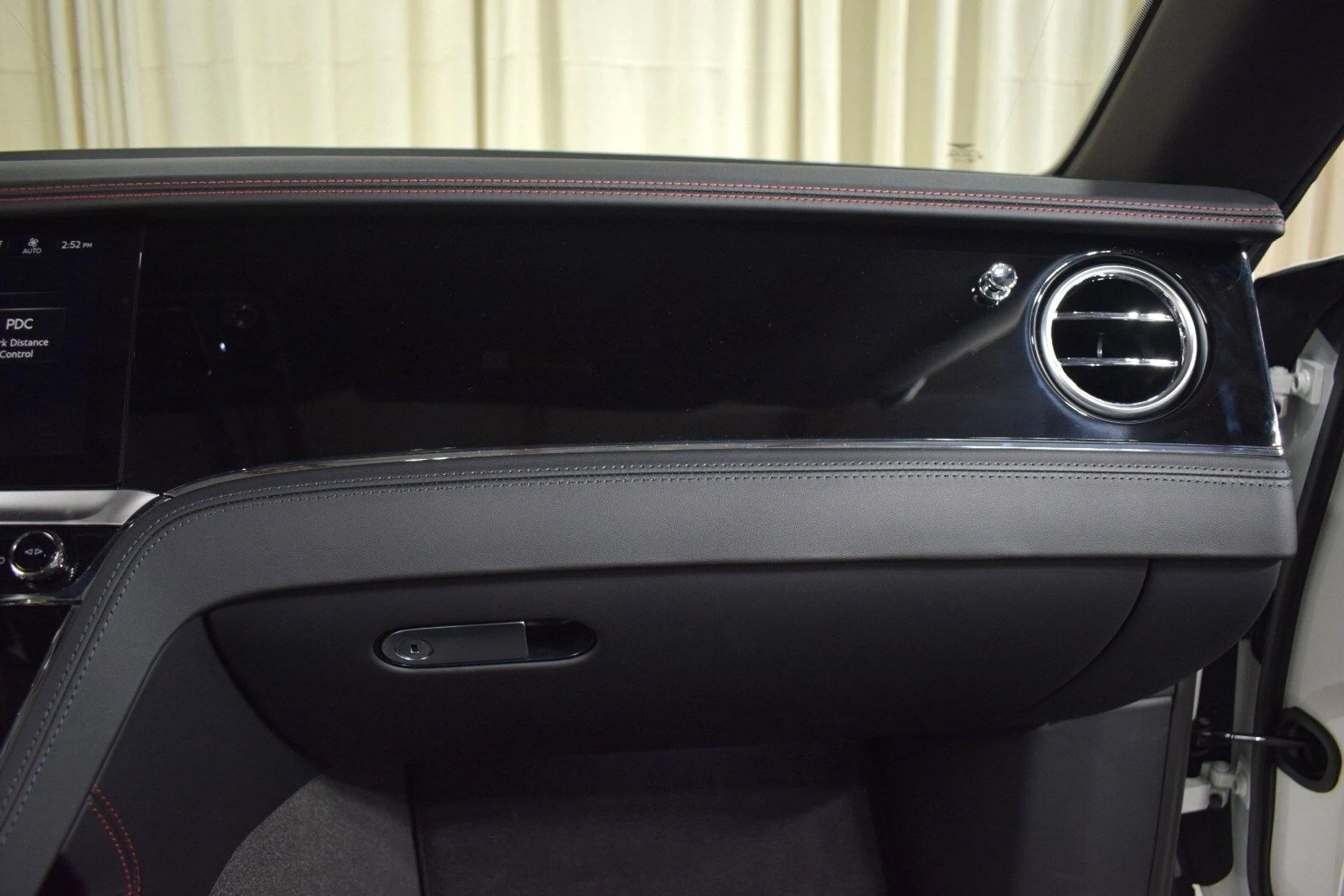 mph023_591734515_2875f23b88f705ea81c76aa82faca50bx_2e7608066d