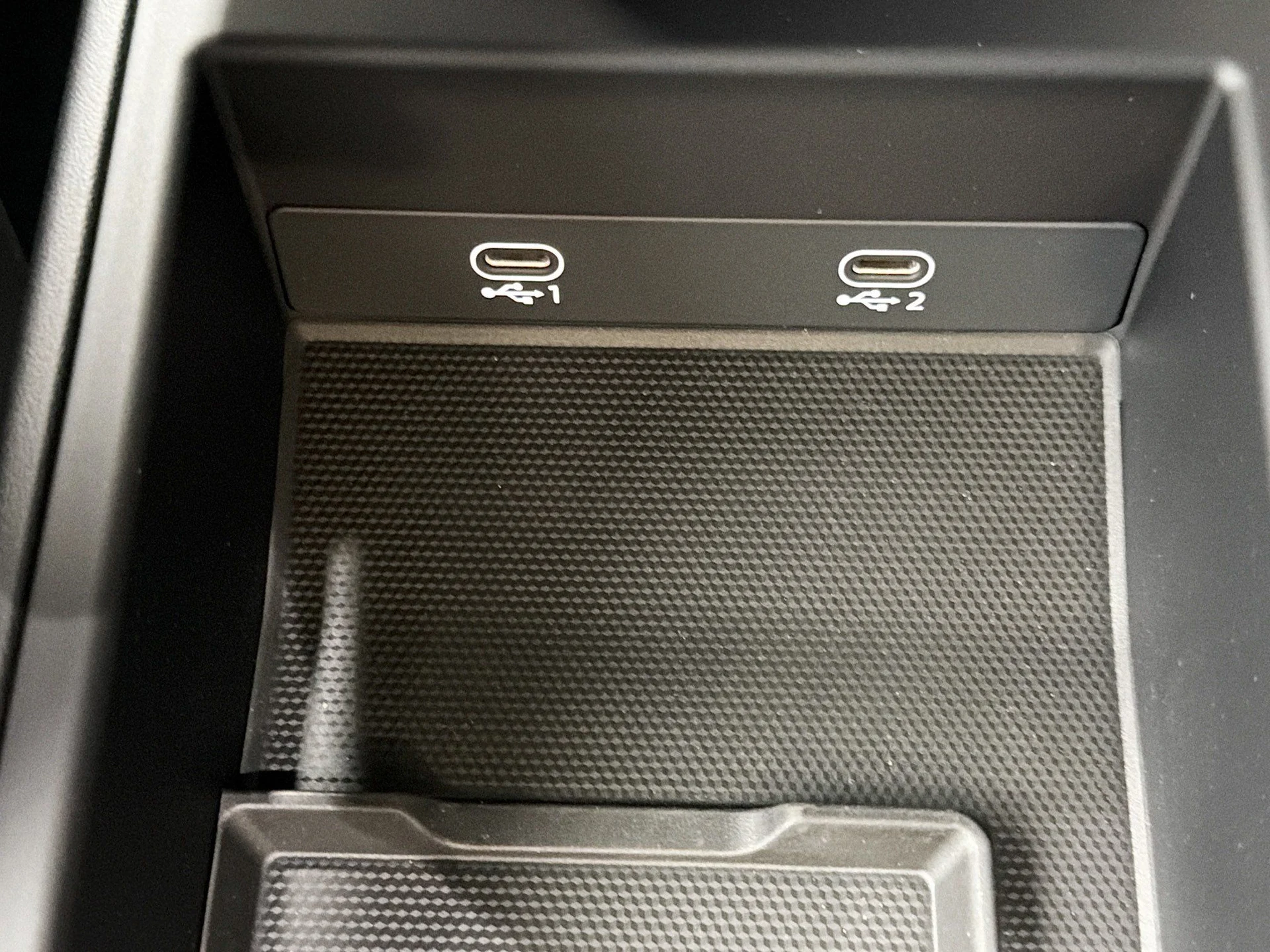 mph023_597298118_ccc97ee7f72f96b63b1450f821c800a5_6a38aae19f