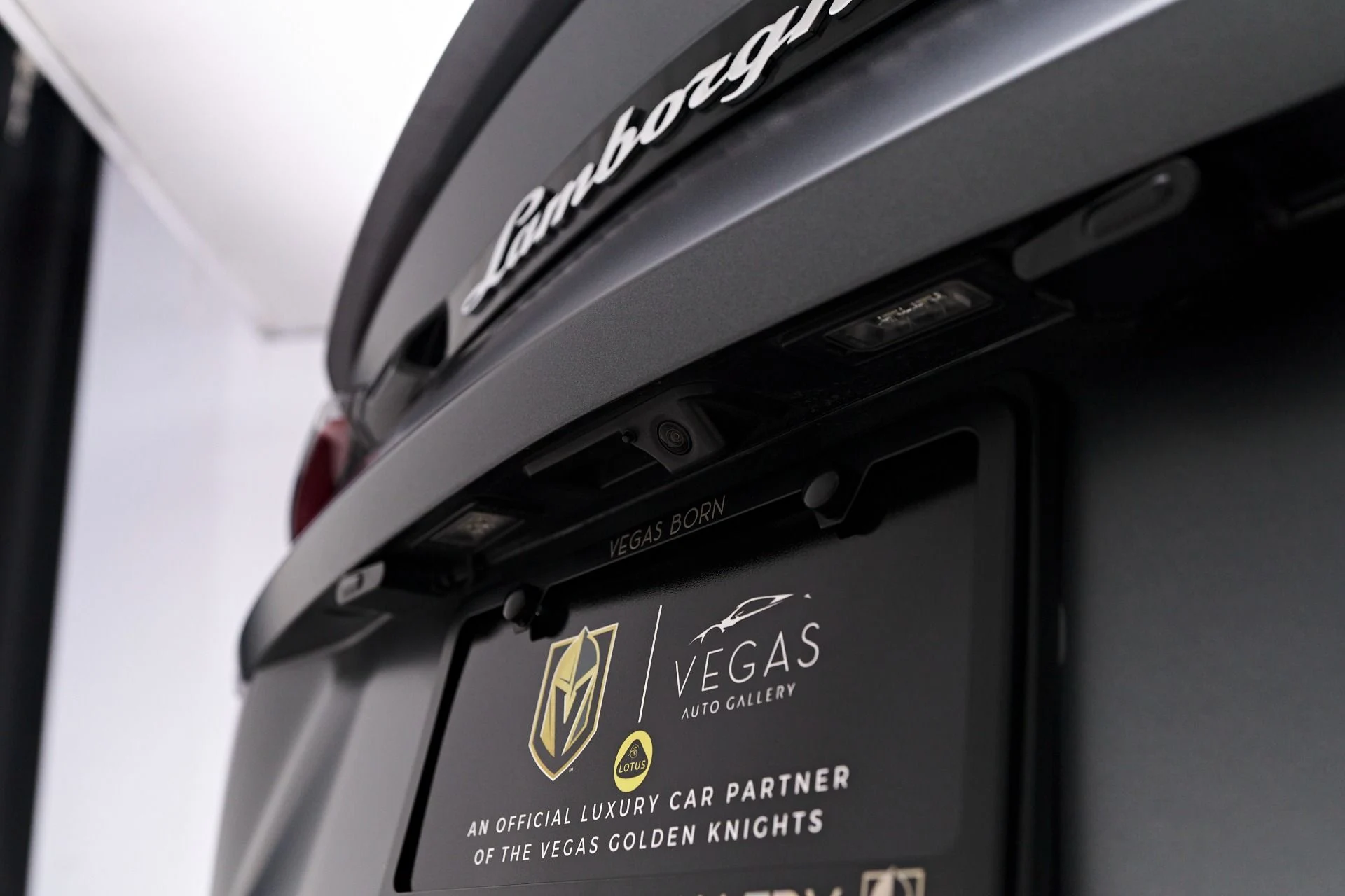 mph023_597756717_Used_2020_Lamborghini_Urus_Base_1758905555_7bbc03fea4