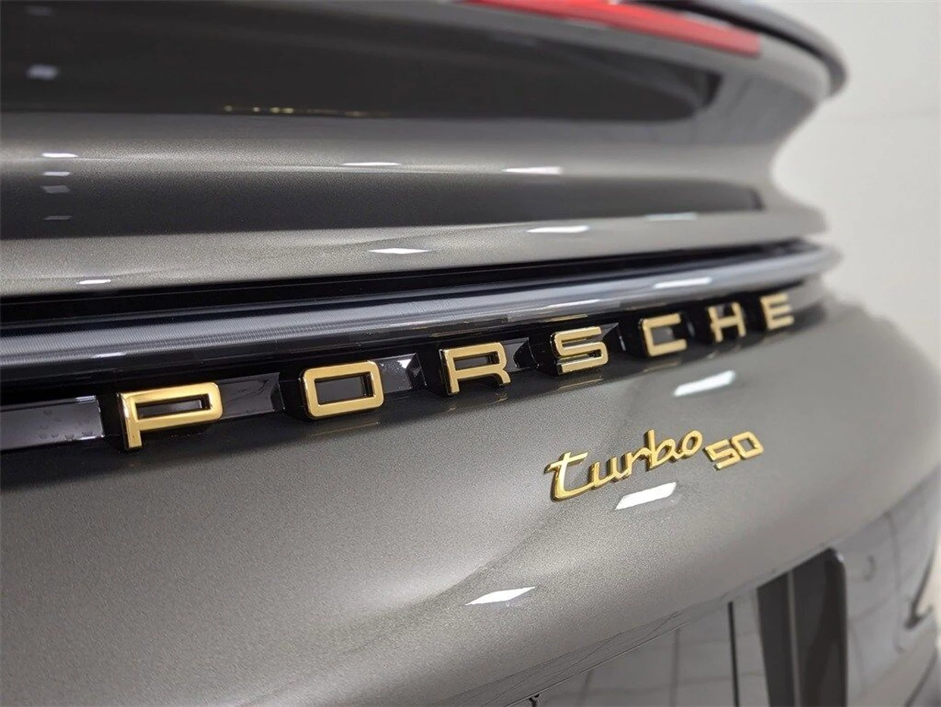 mph023_600696134_ad95c9ac56905a5cd0987a42bab94f77x_40fc4b8e87